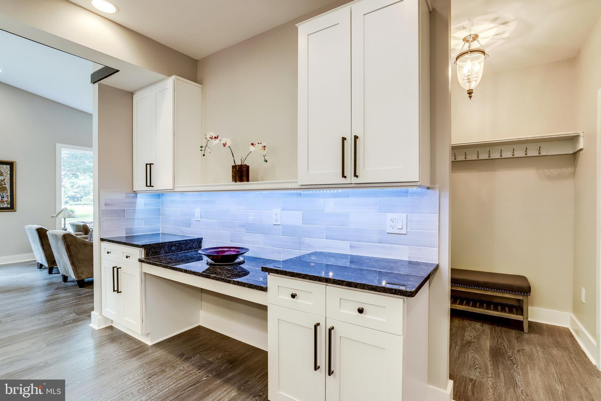 PINE SPRING - Residential