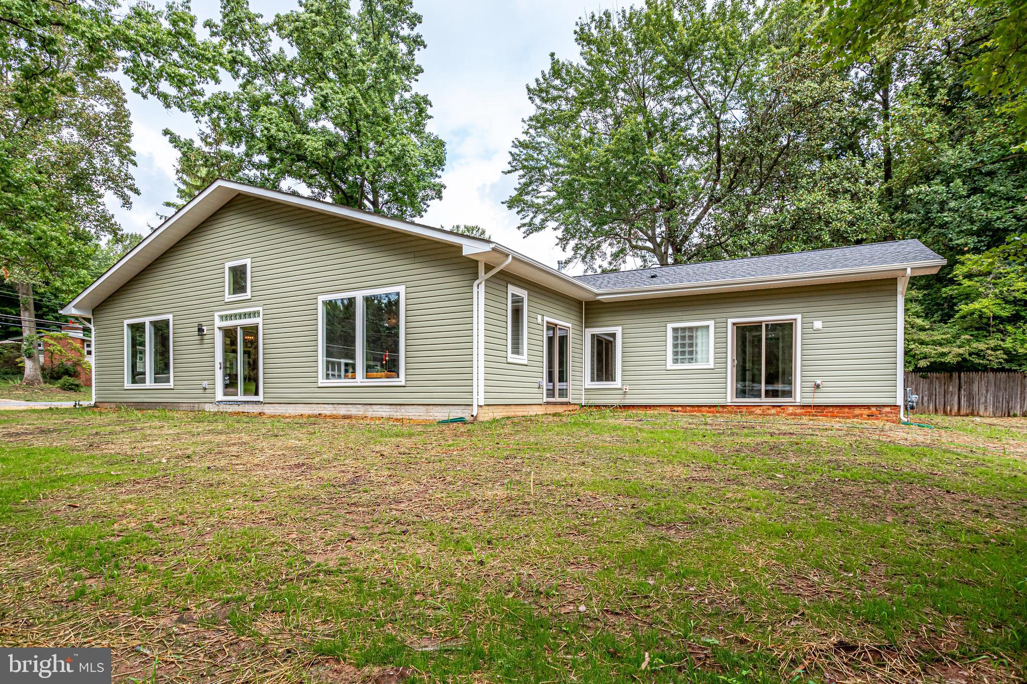 PINE SPRING - Residential