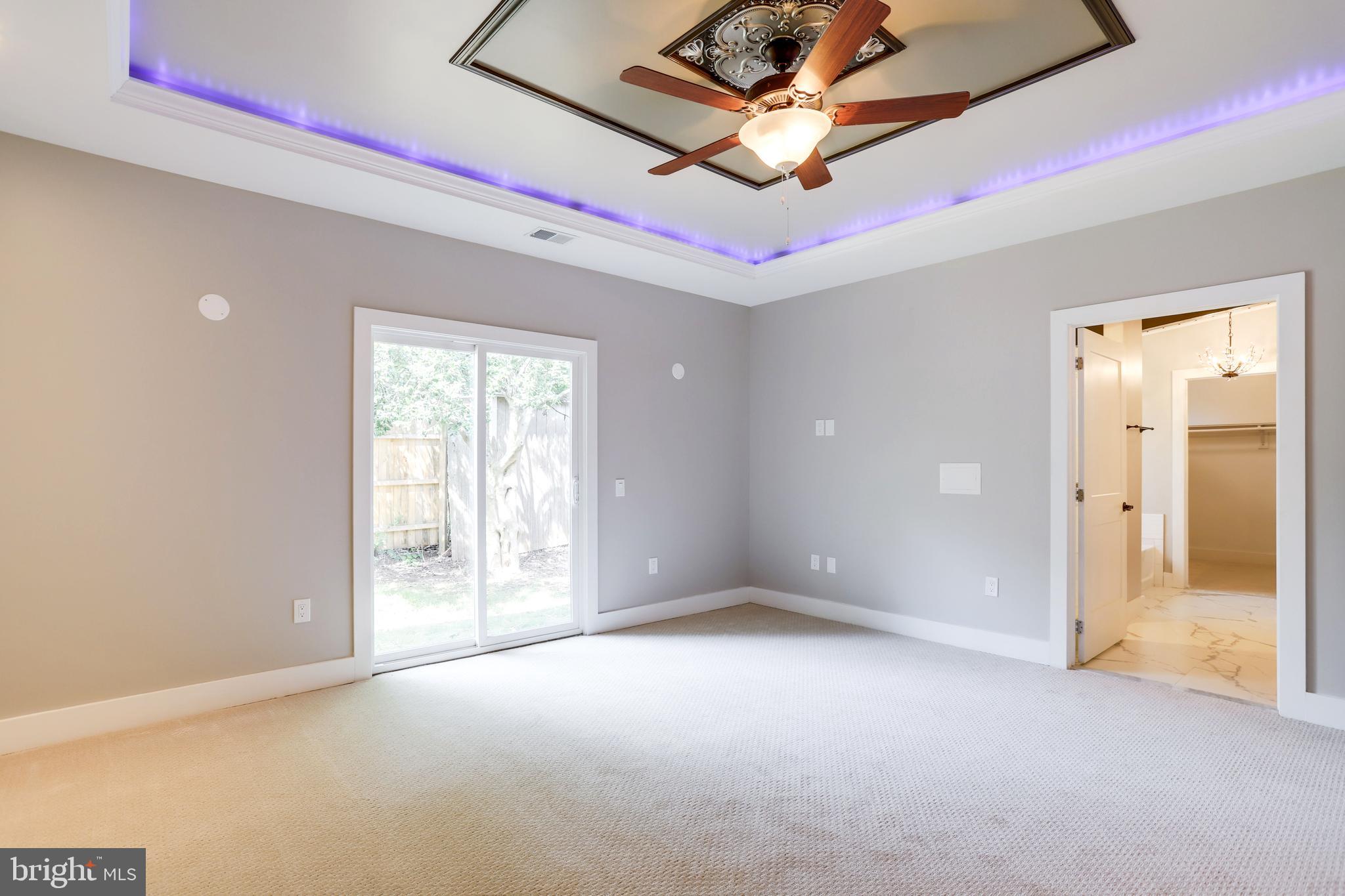 PINE SPRING - Residential