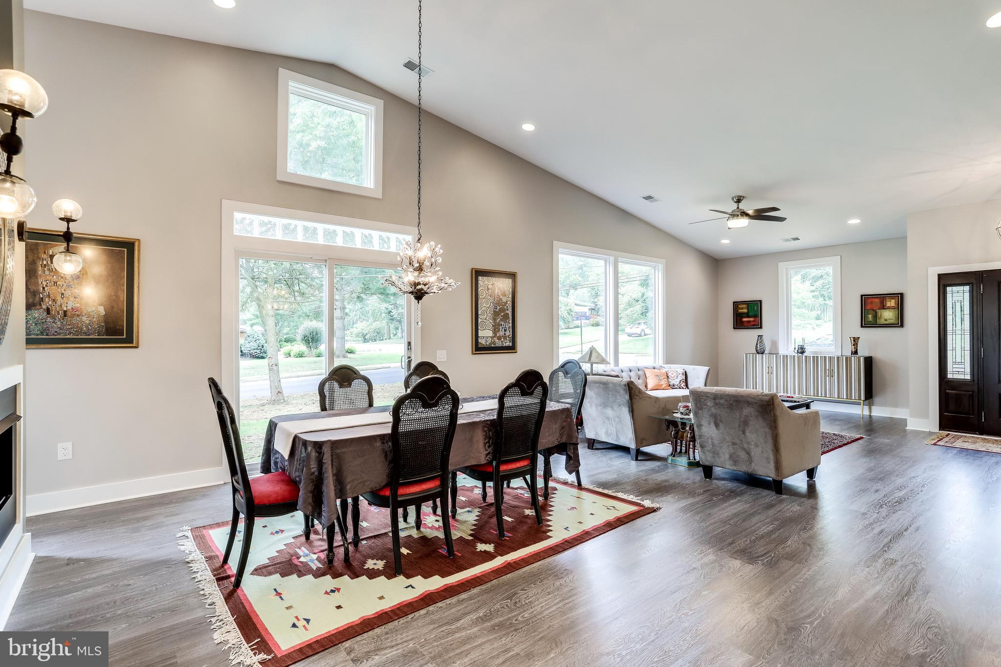 PINE SPRING - Residential