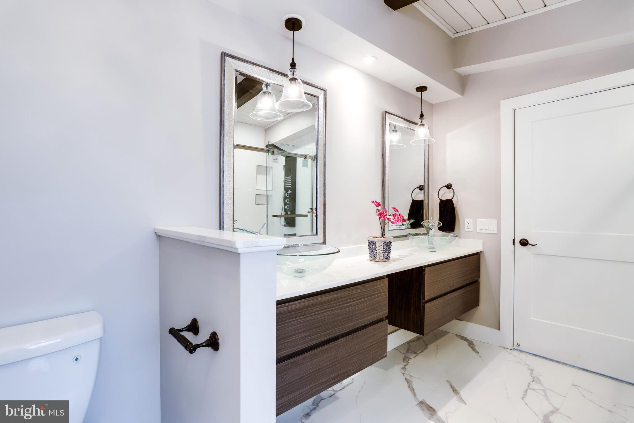 PINE SPRING - Residential