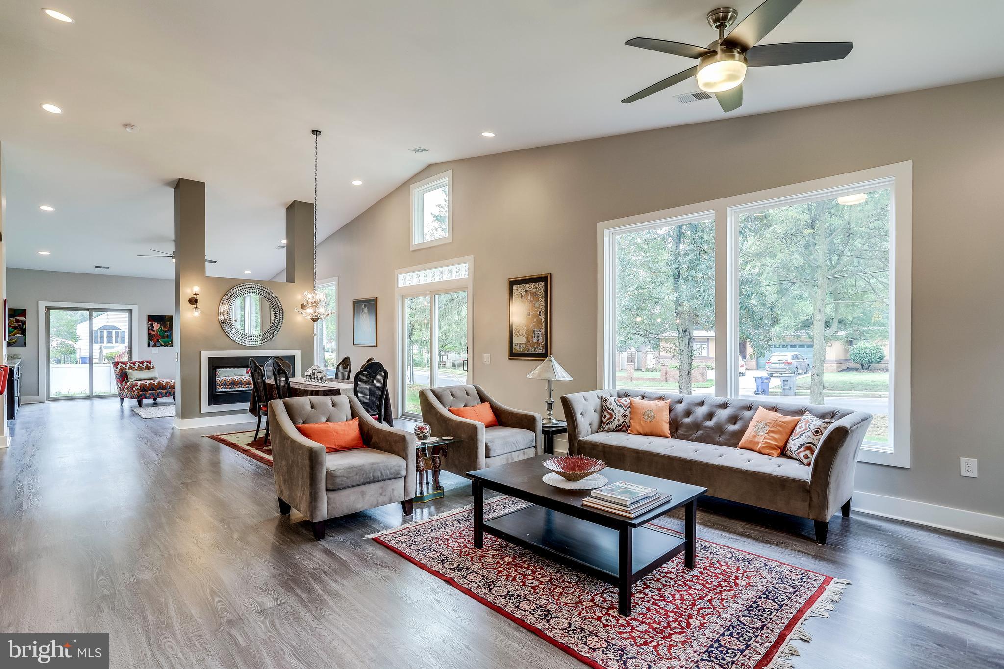 PINE SPRING - Residential