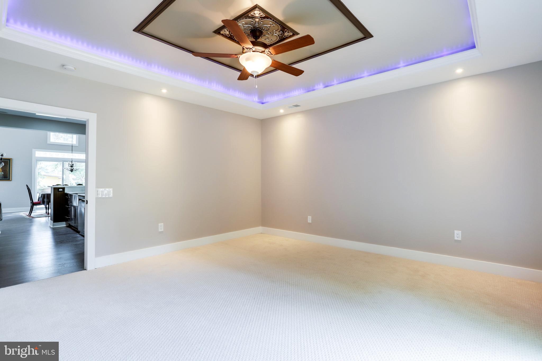 PINE SPRING - Residential