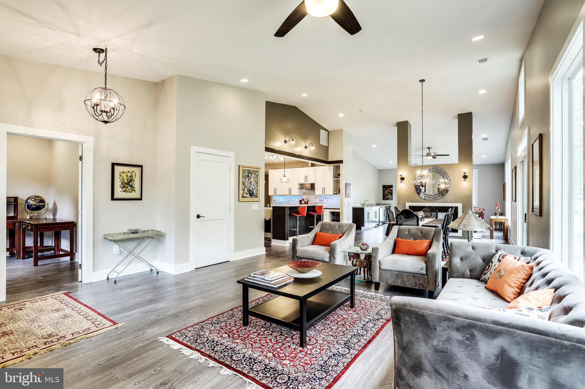 PINE SPRING - Residential