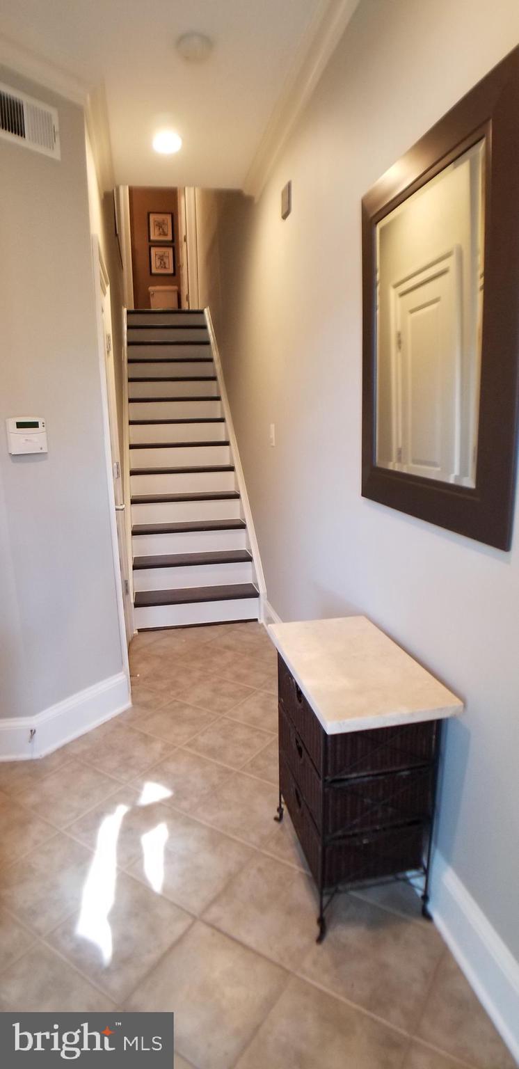 POTOMAC GREENS - Residential Lease