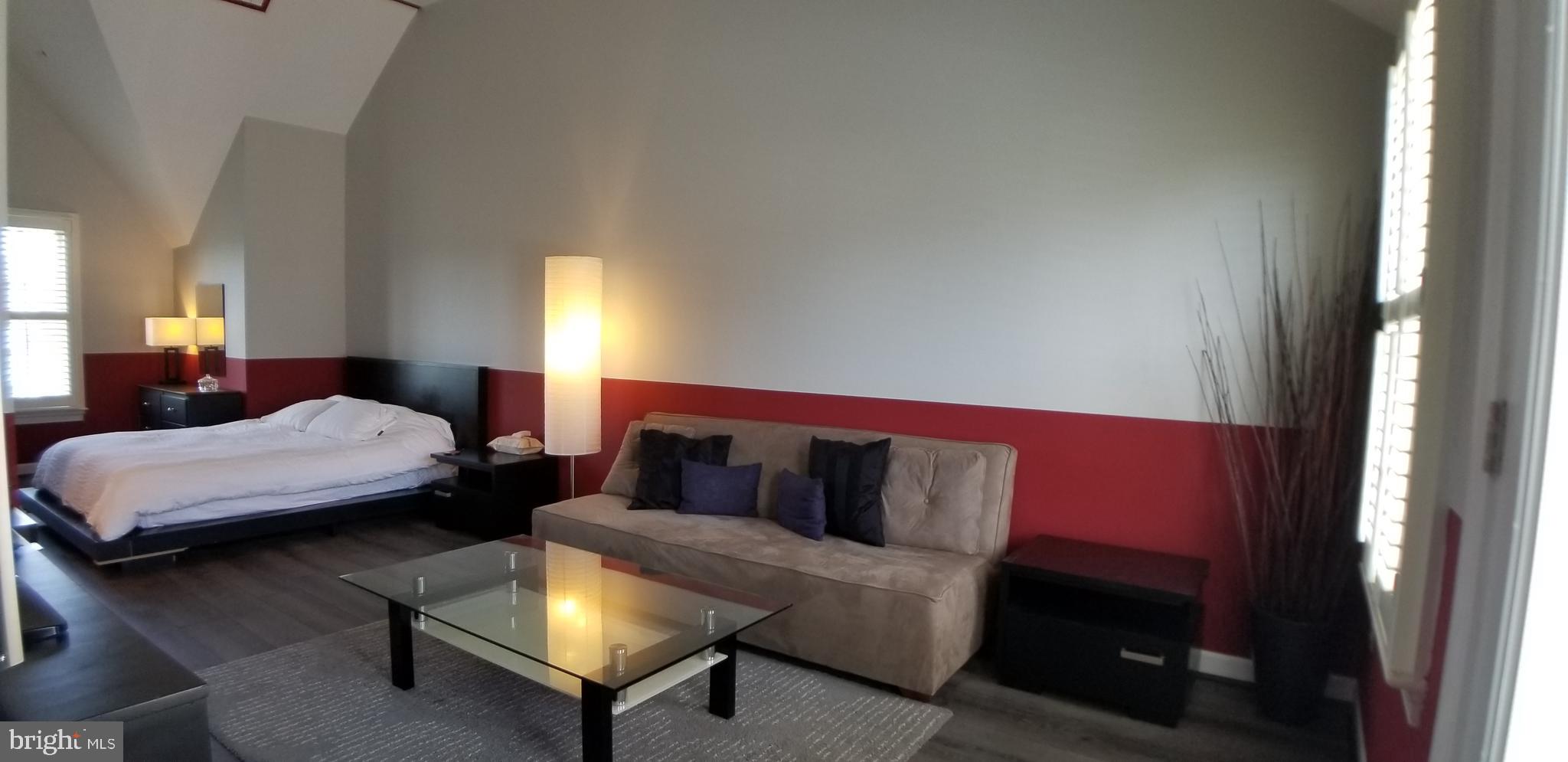 POTOMAC GREENS - Residential Lease