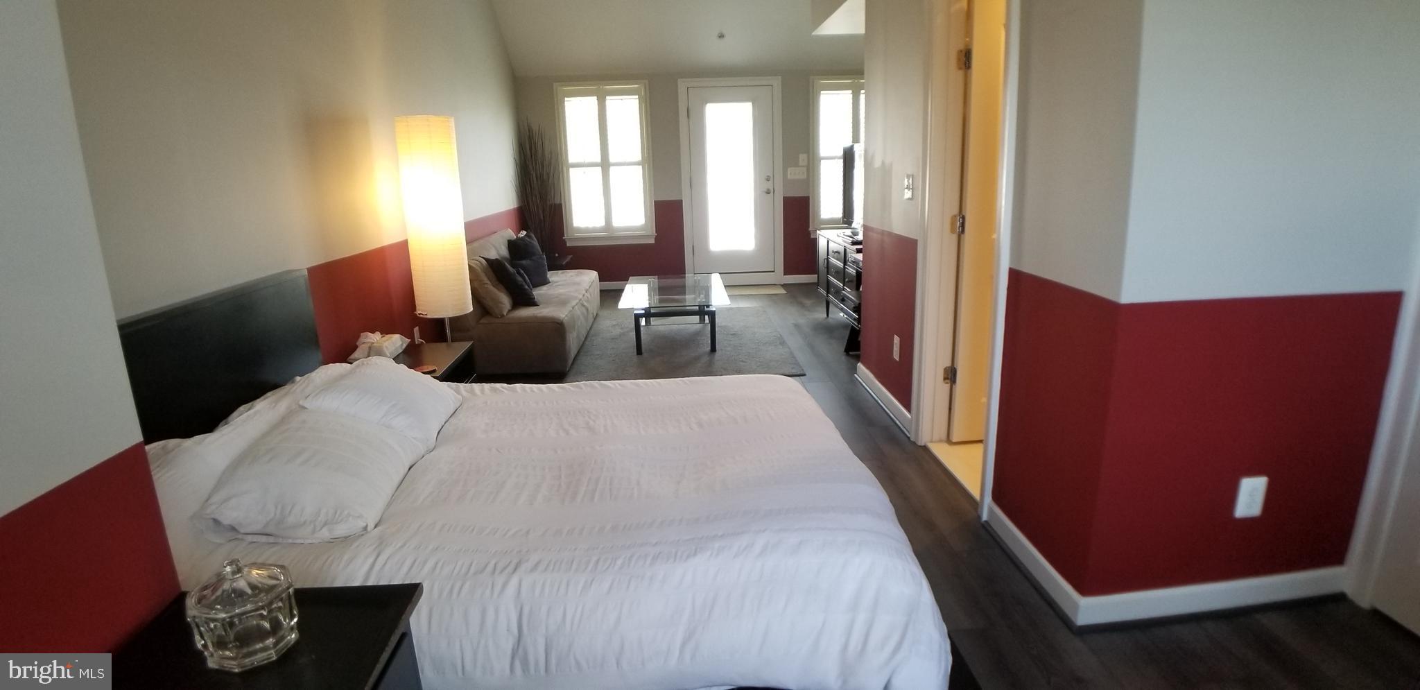 POTOMAC GREENS - Residential Lease