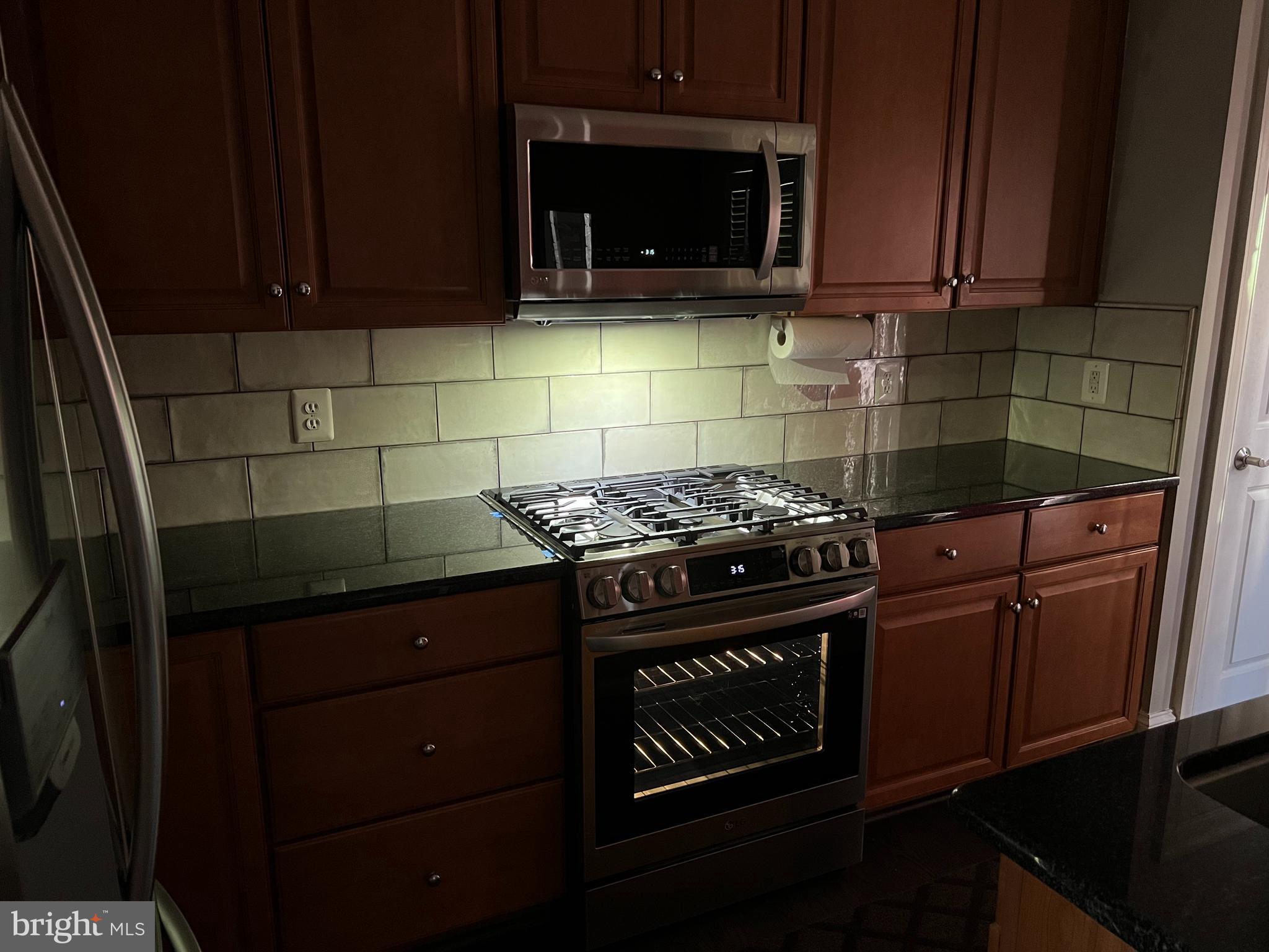 POTOMAC GREENS - Residential Lease