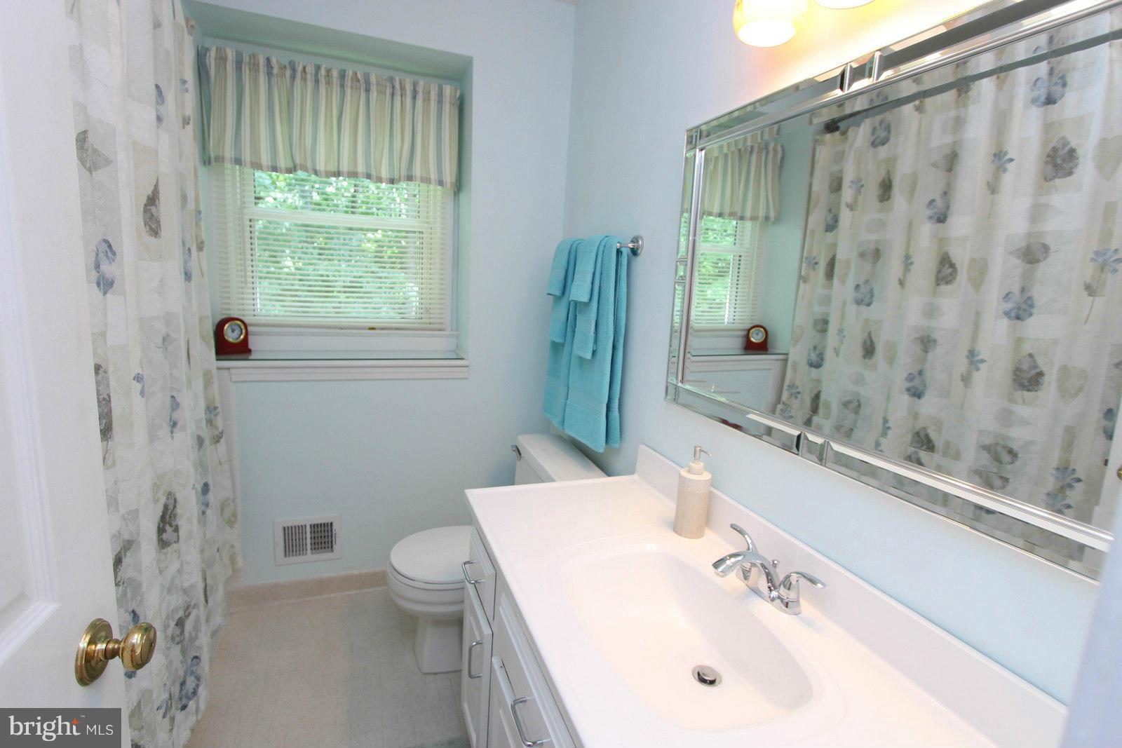 KEENE MILL OAKS - Residential