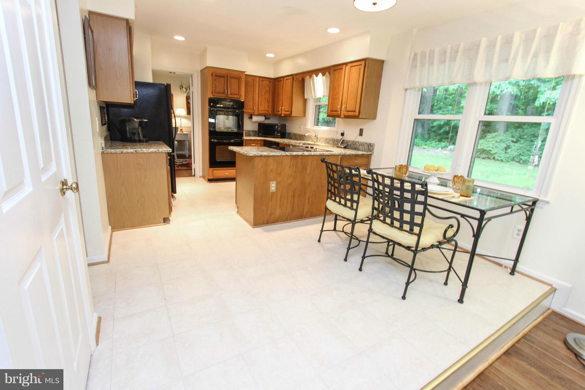 KEENE MILL OAKS - Residential