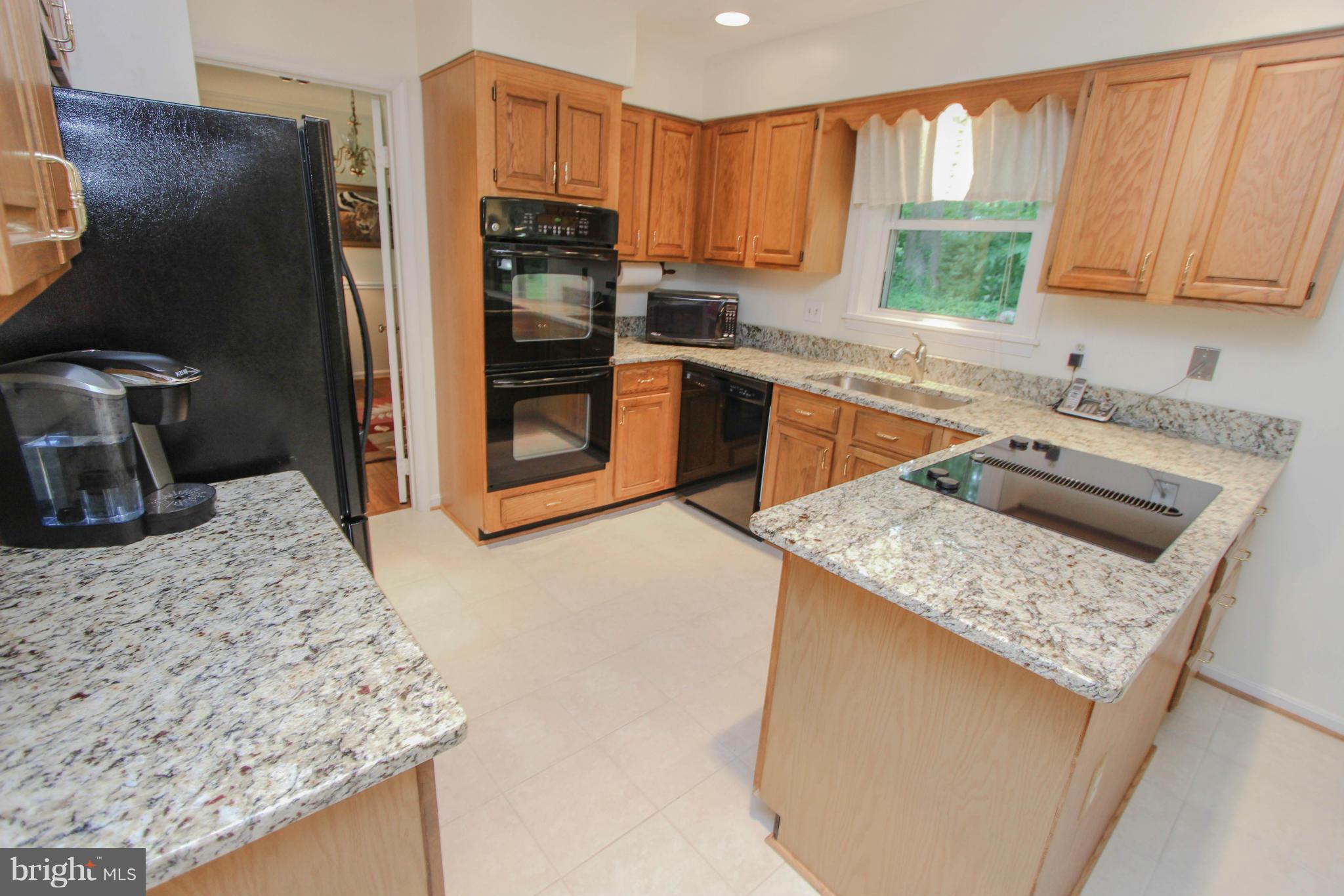 KEENE MILL OAKS - Residential