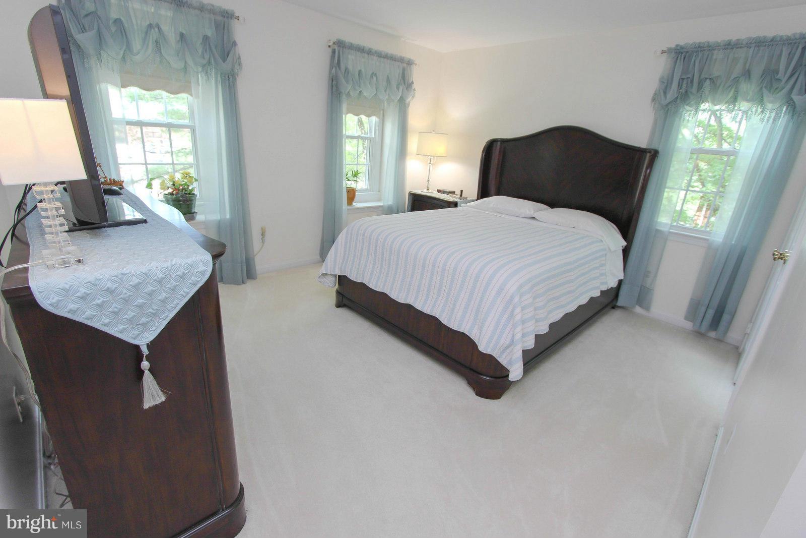 KEENE MILL OAKS - Residential