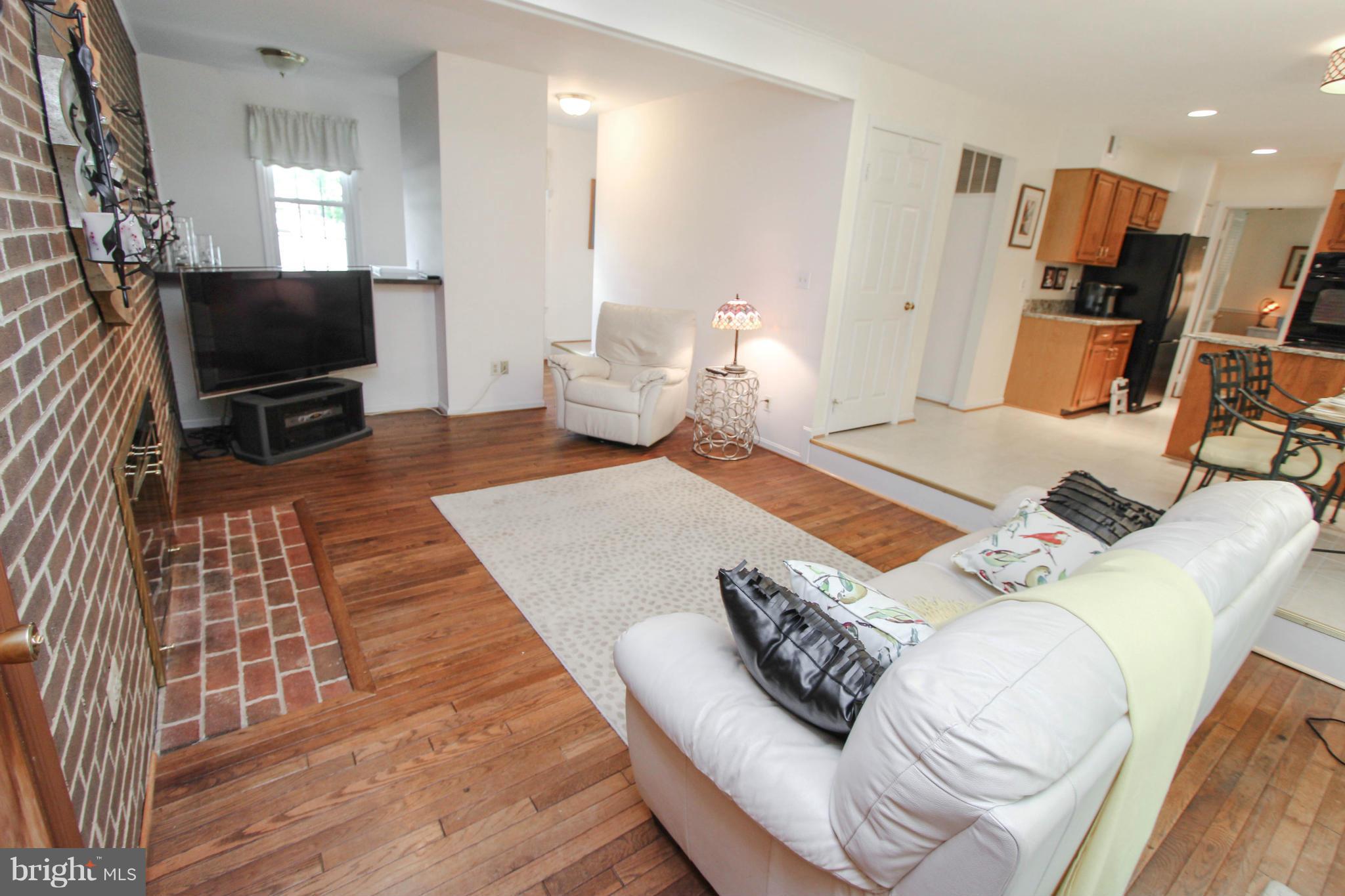 KEENE MILL OAKS - Residential