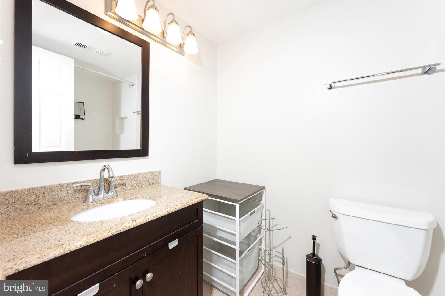 GEORGETOWN VILLAGE - Residential Lease