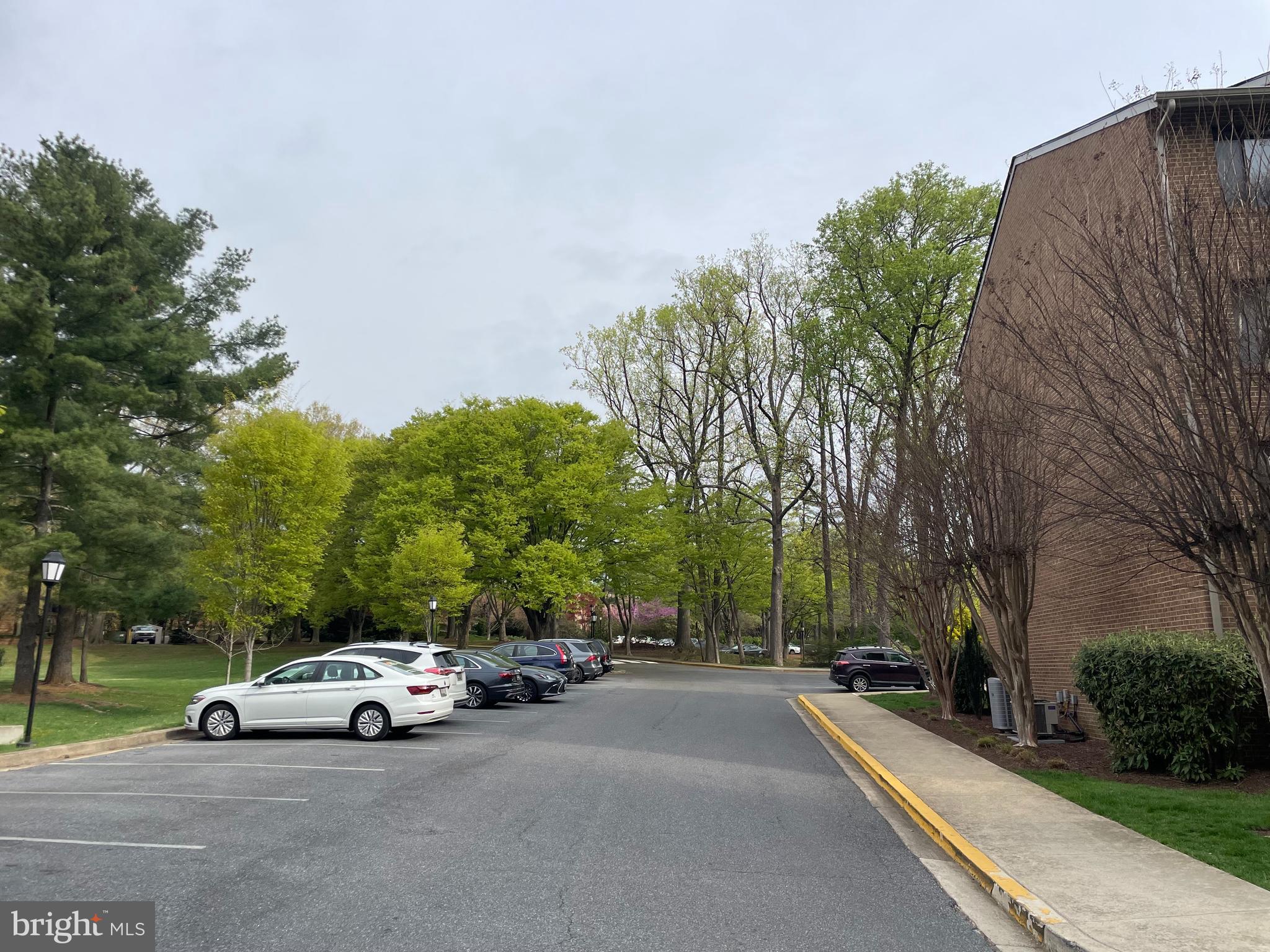 GEORGETOWN VILLAGE - Residential Lease