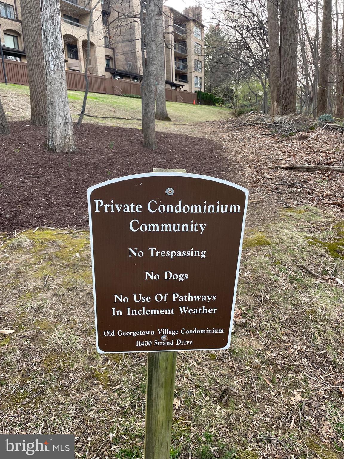 GEORGETOWN VILLAGE - Residential Lease