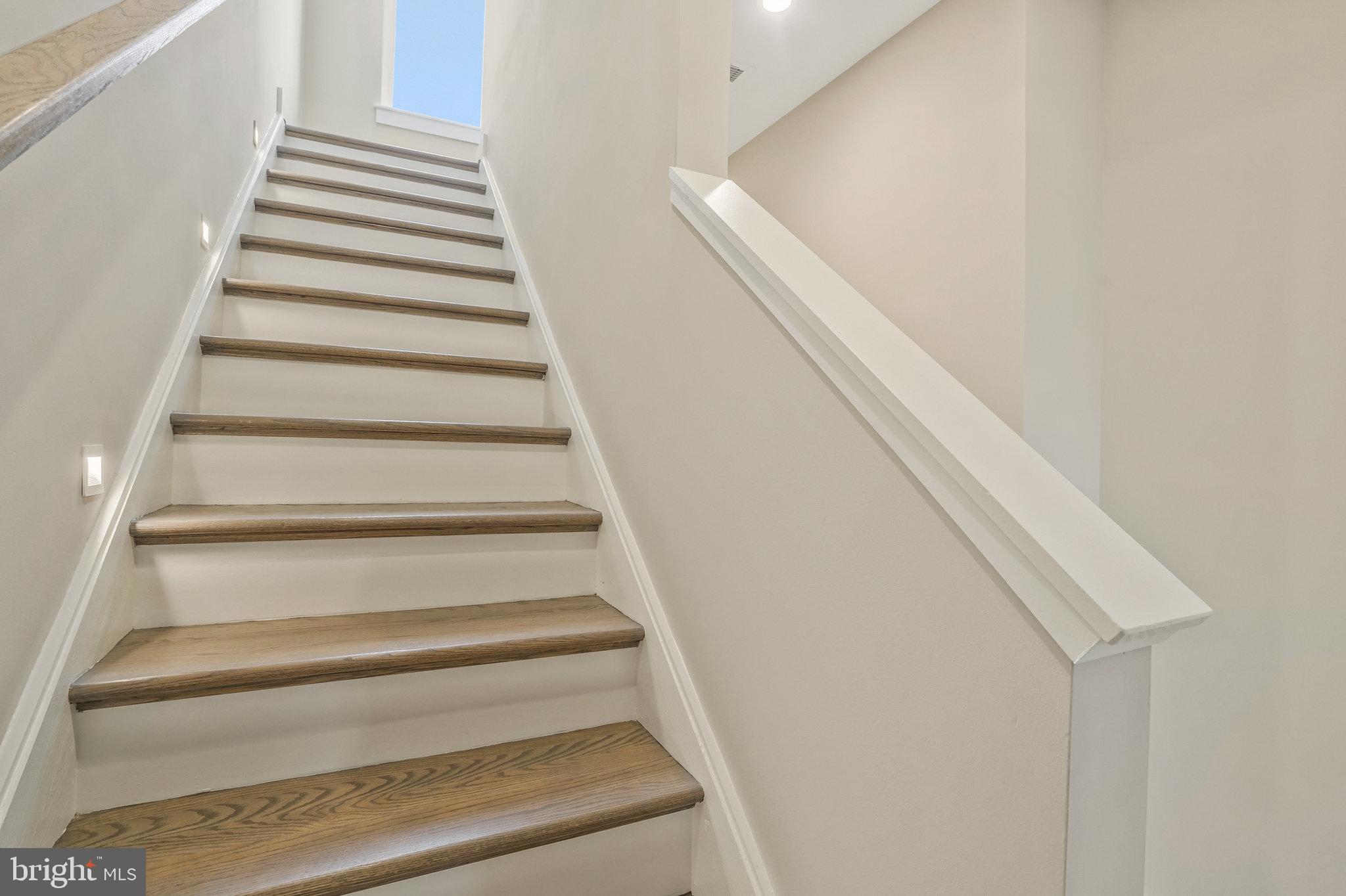 SLADE - Residential Lease