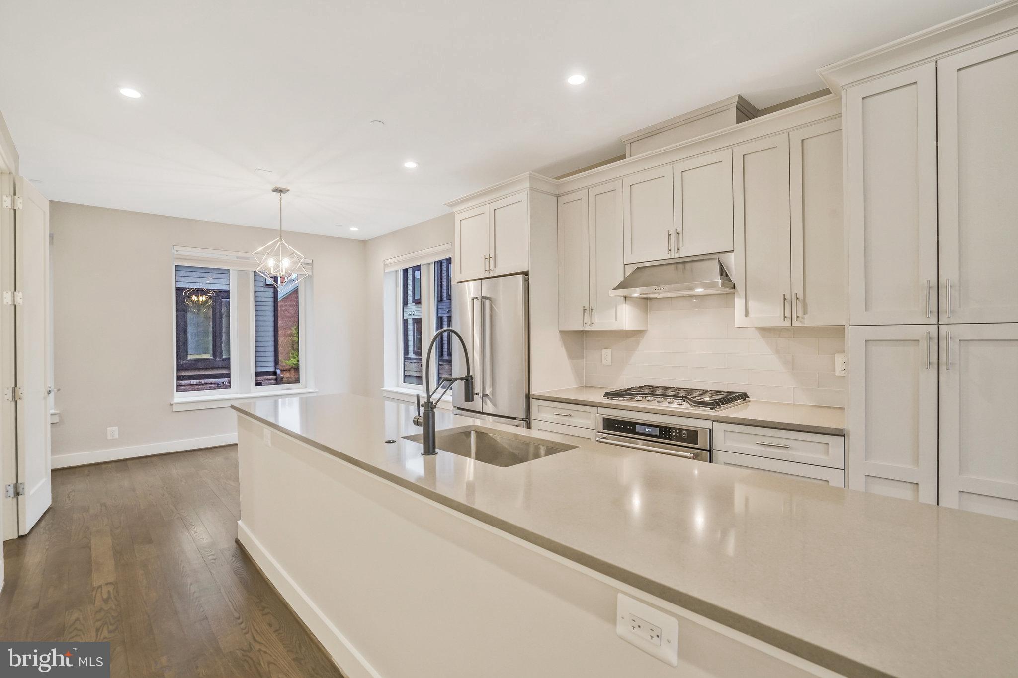 SLADE - Residential Lease