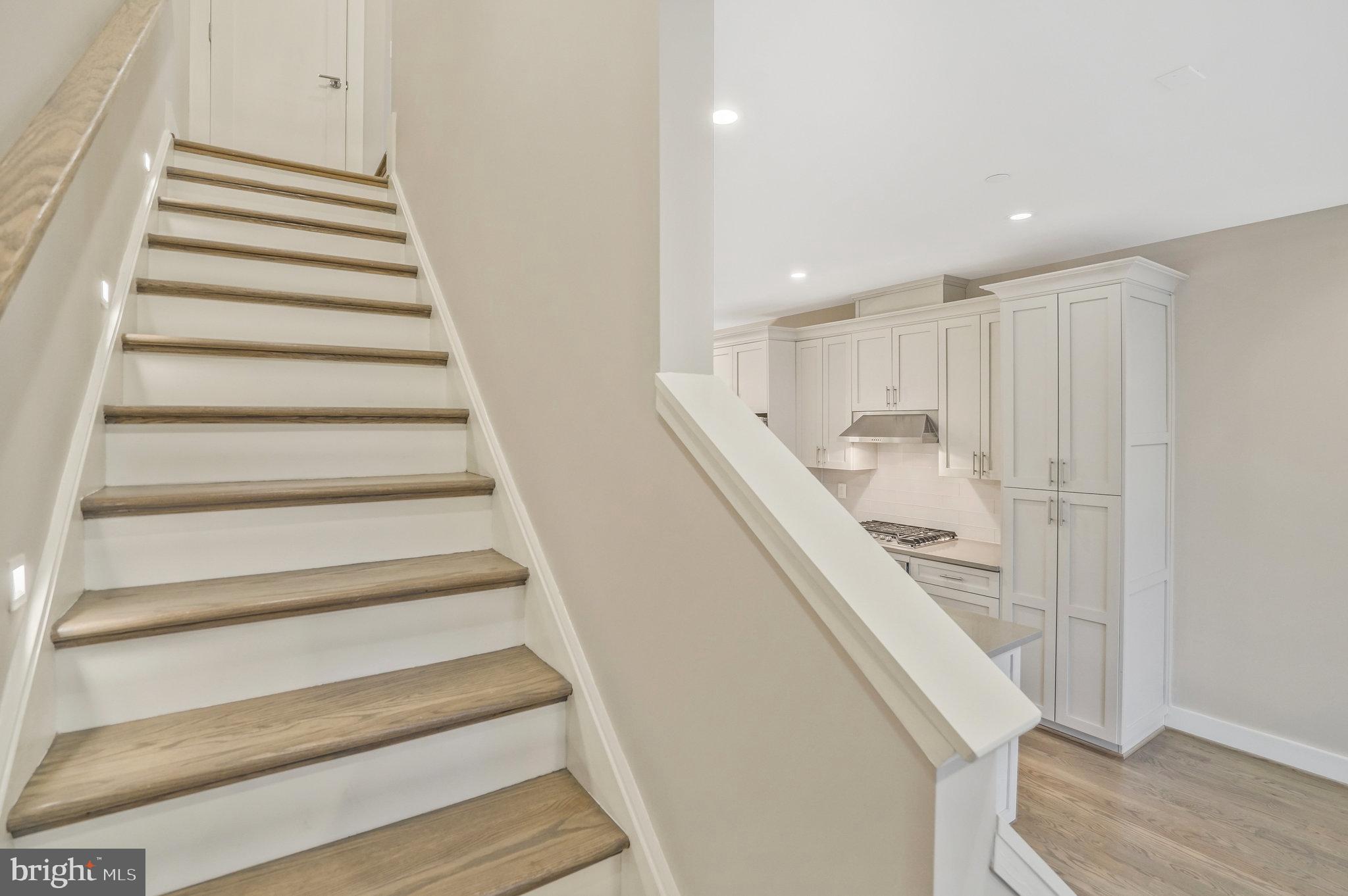 SLADE - Residential Lease