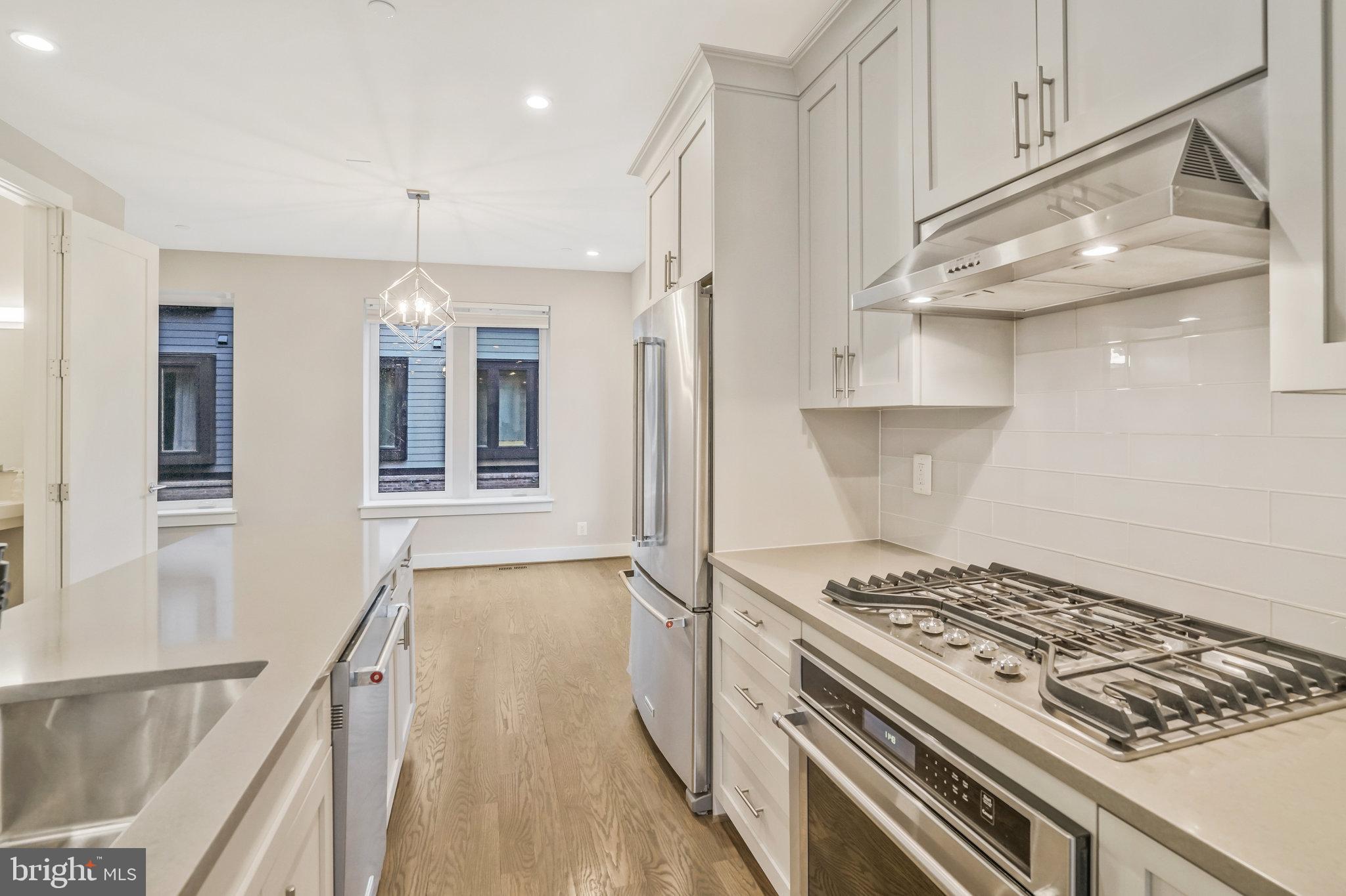 SLADE - Residential Lease