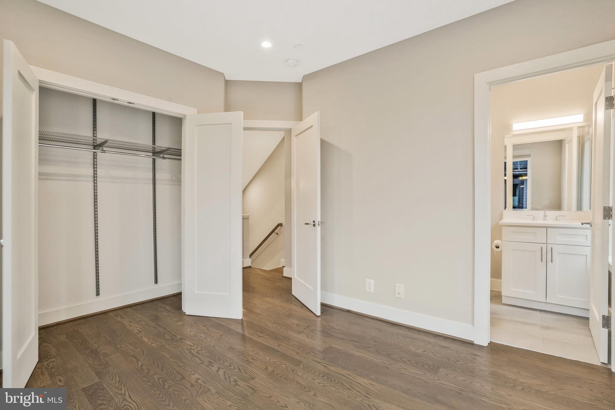 SLADE - Residential Lease