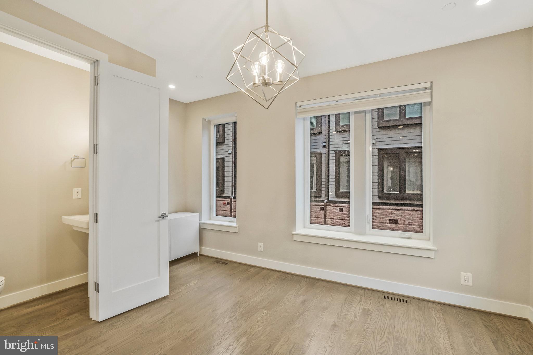 SLADE - Residential Lease