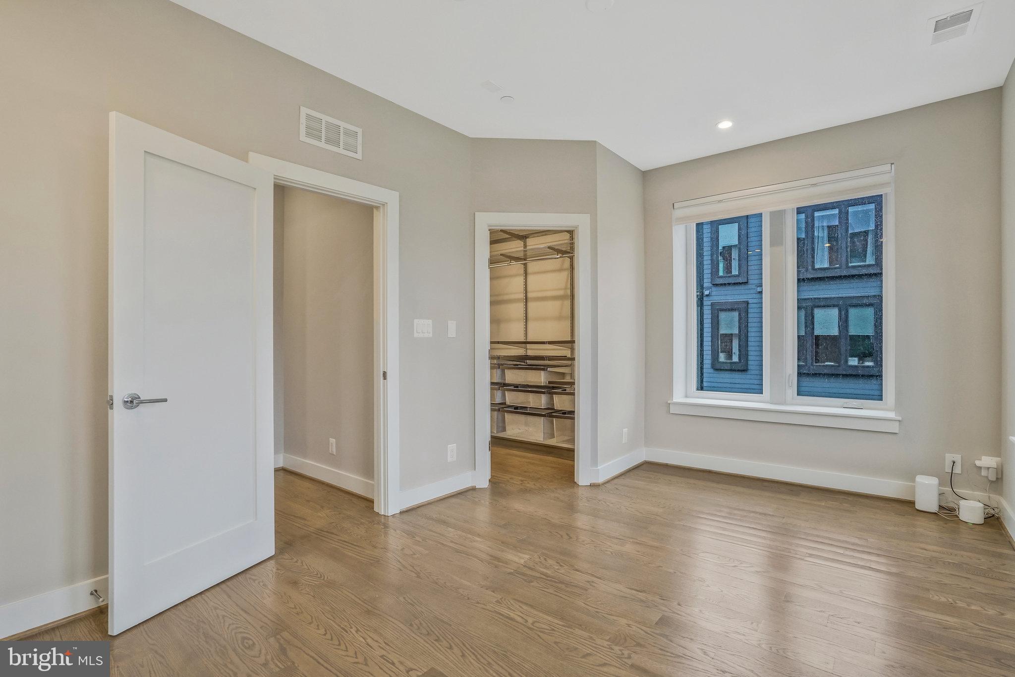 SLADE - Residential Lease