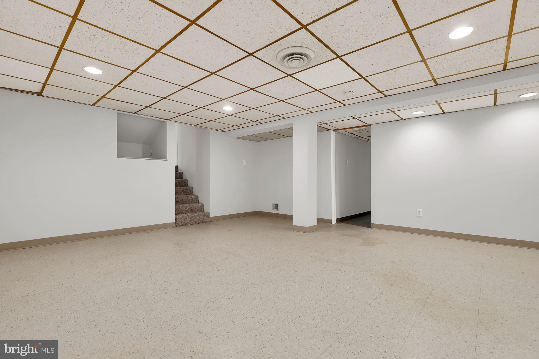 FAIRVIEW ESTATES - Residential