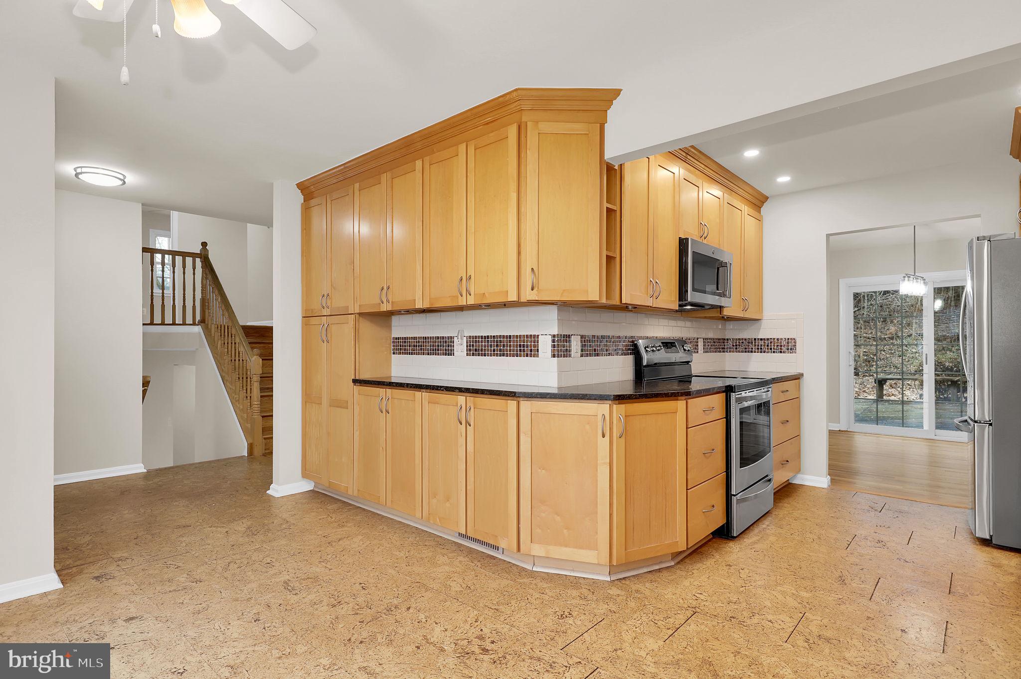 FAIRVIEW ESTATES - Residential