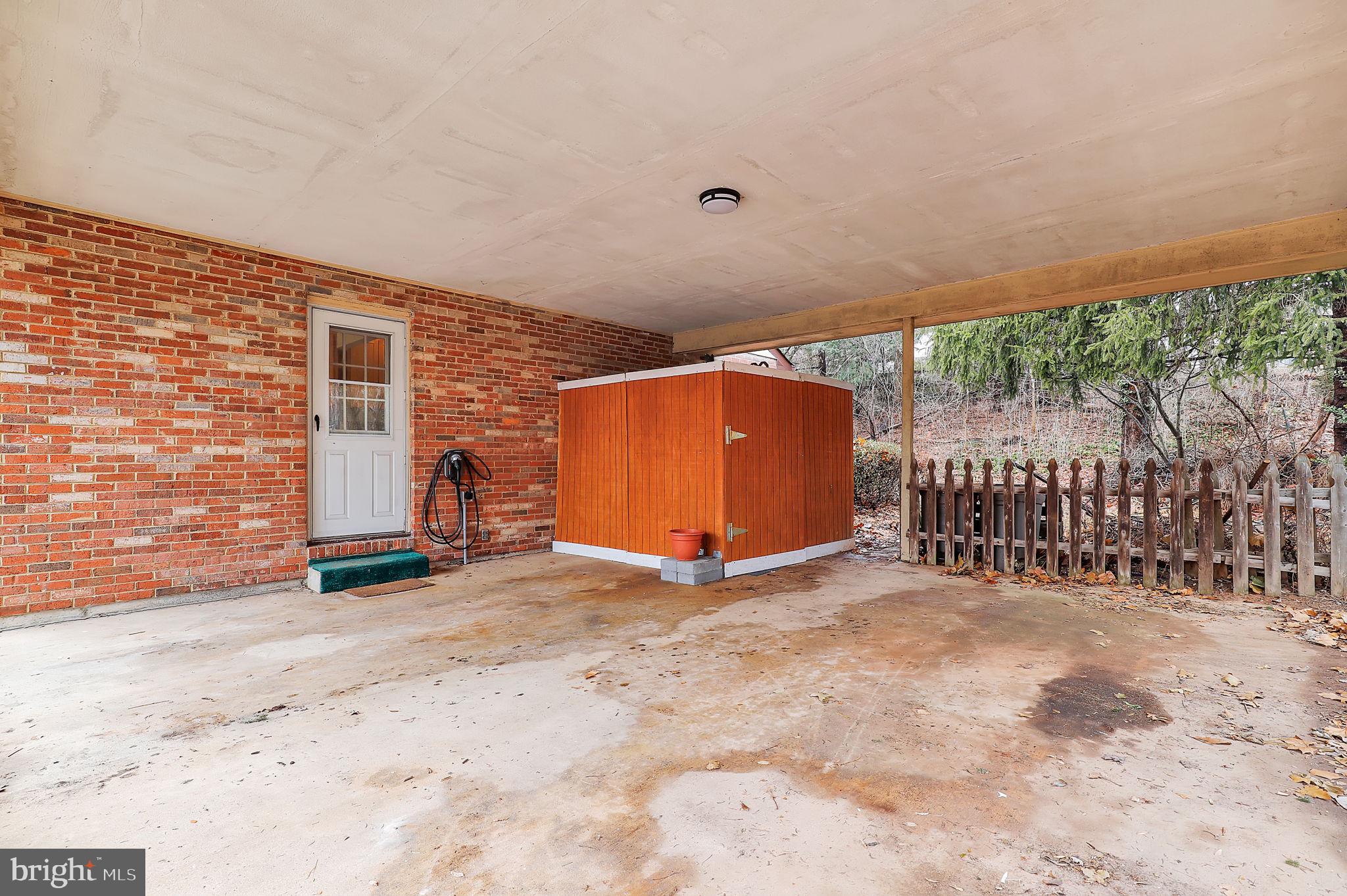 FAIRVIEW ESTATES - Residential