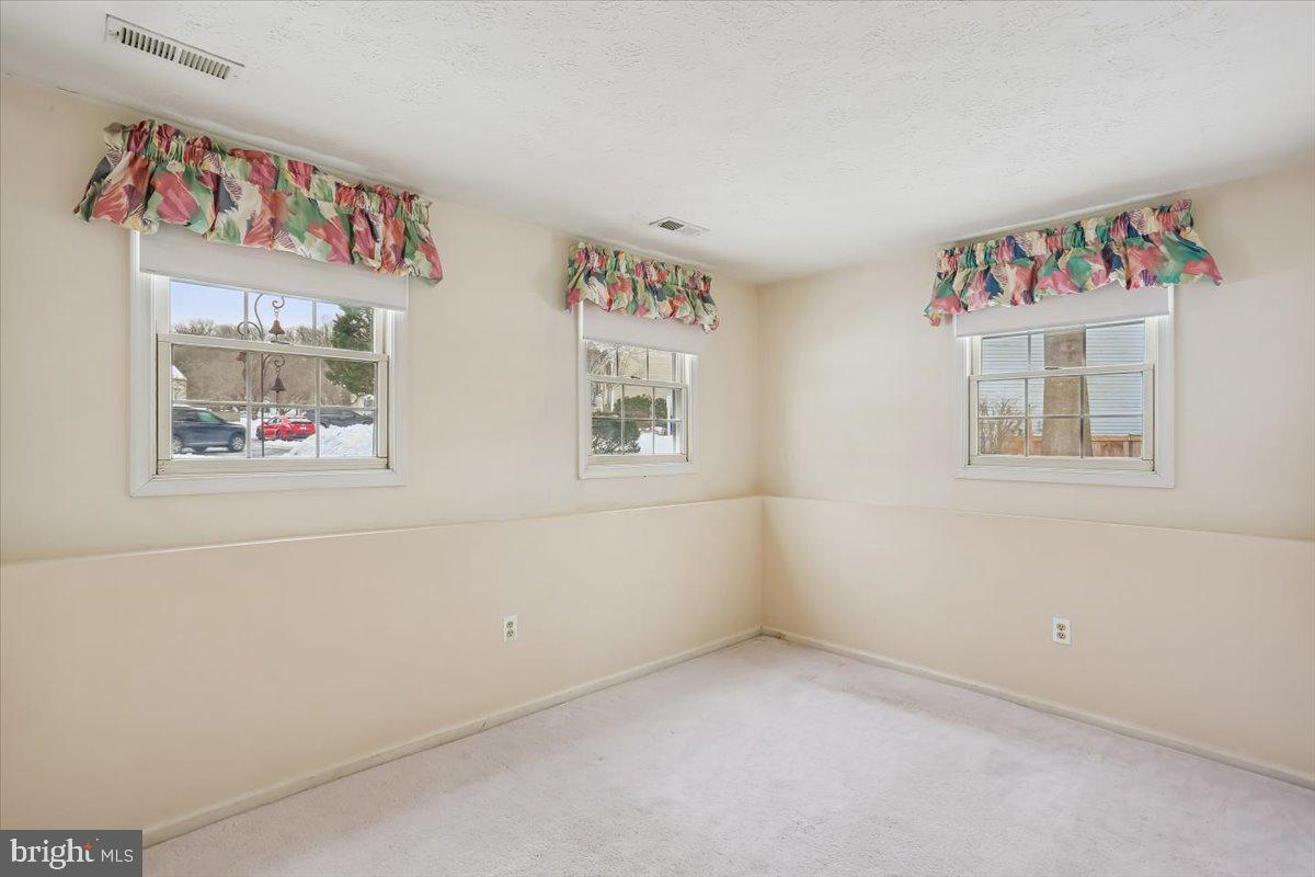 EMORY GROVE PARK - Residential