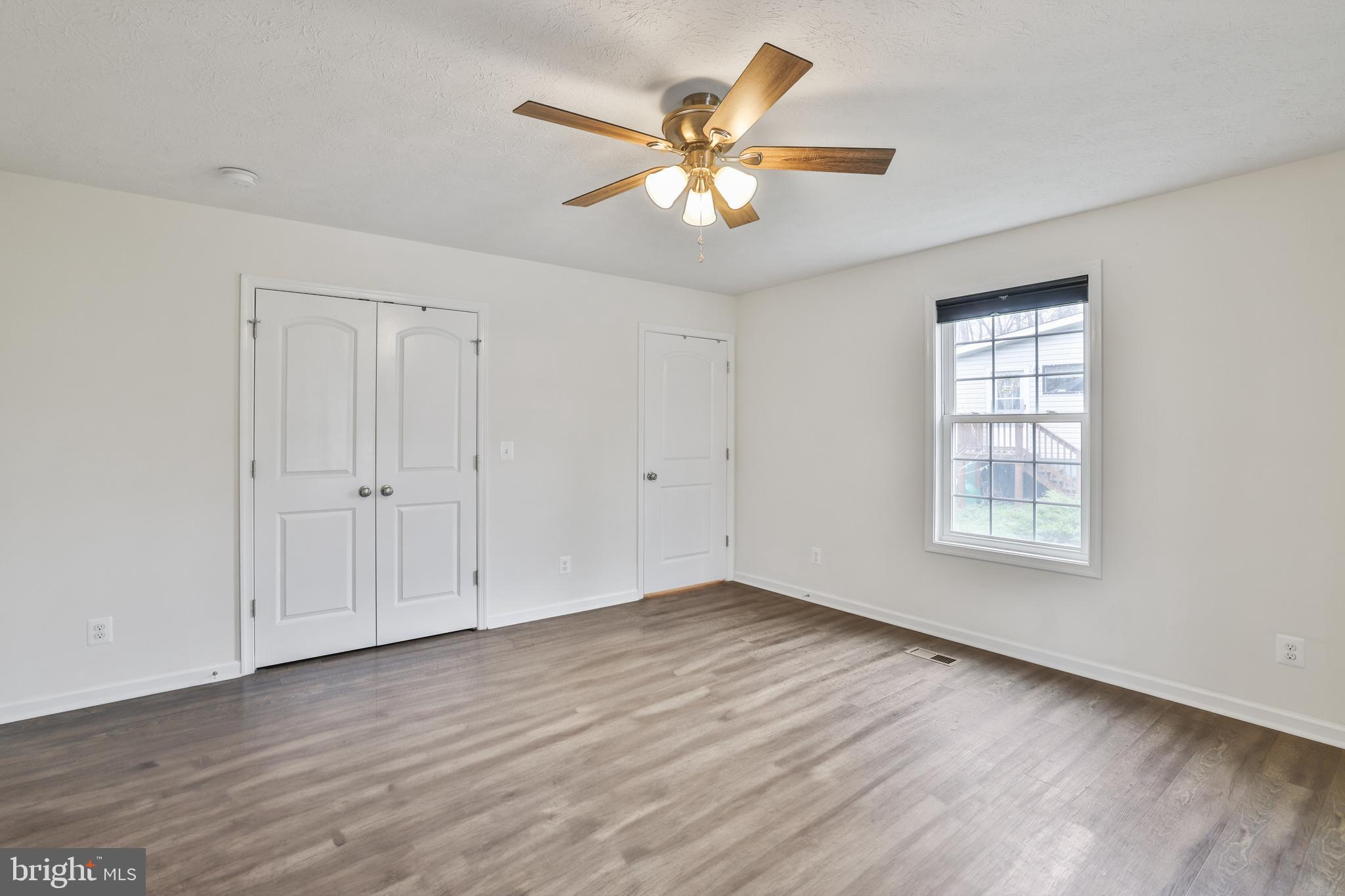 SHEN FARMS MT LAKE - Residential