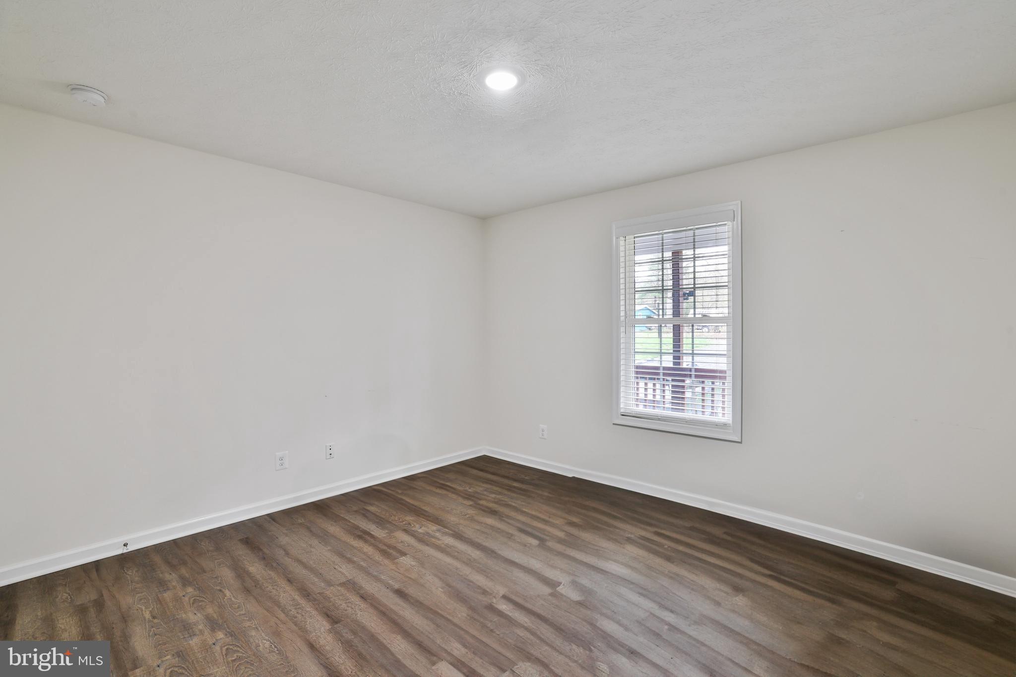 SHEN FARMS MT LAKE - Residential