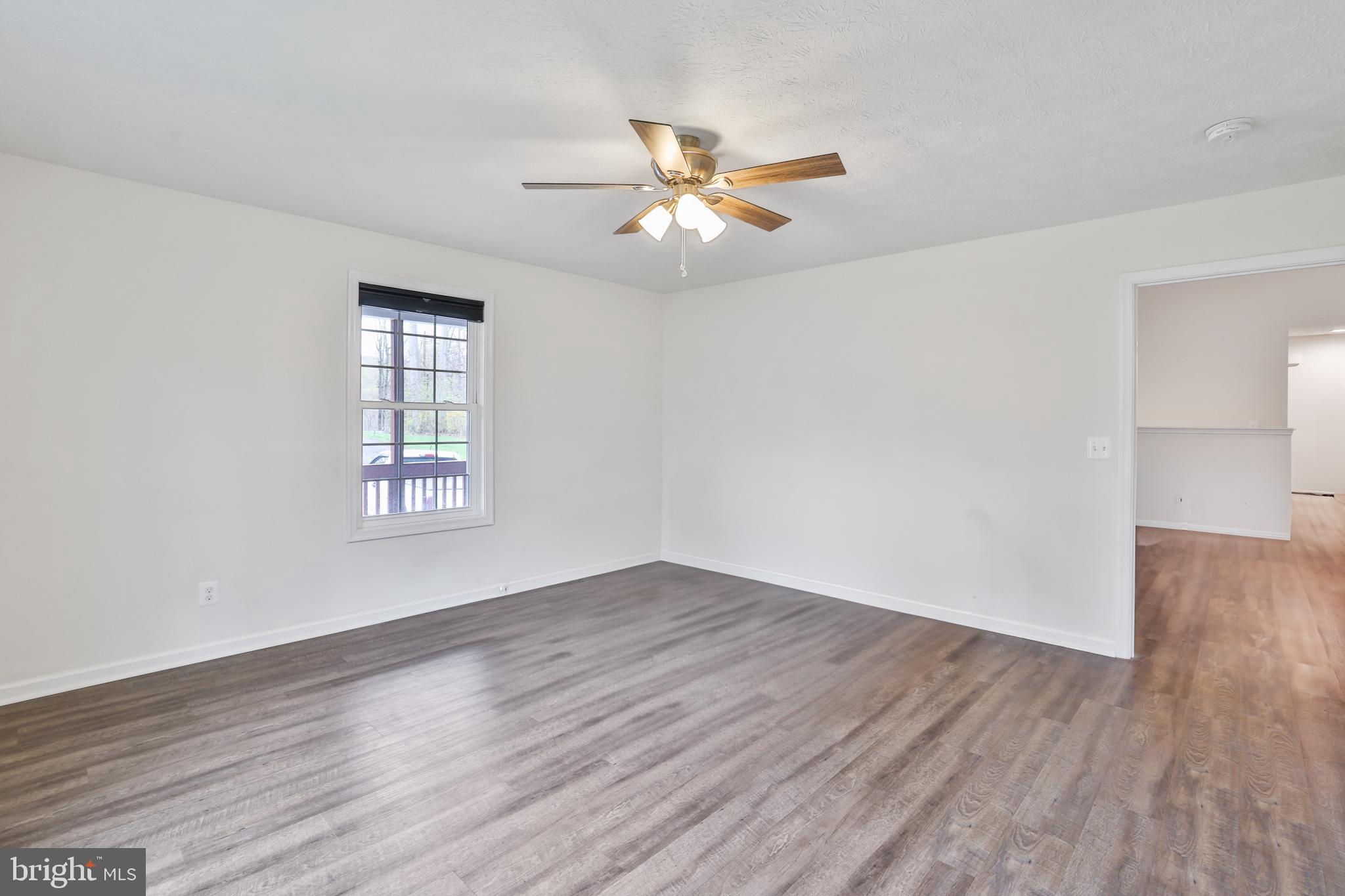 SHEN FARMS MT LAKE - Residential