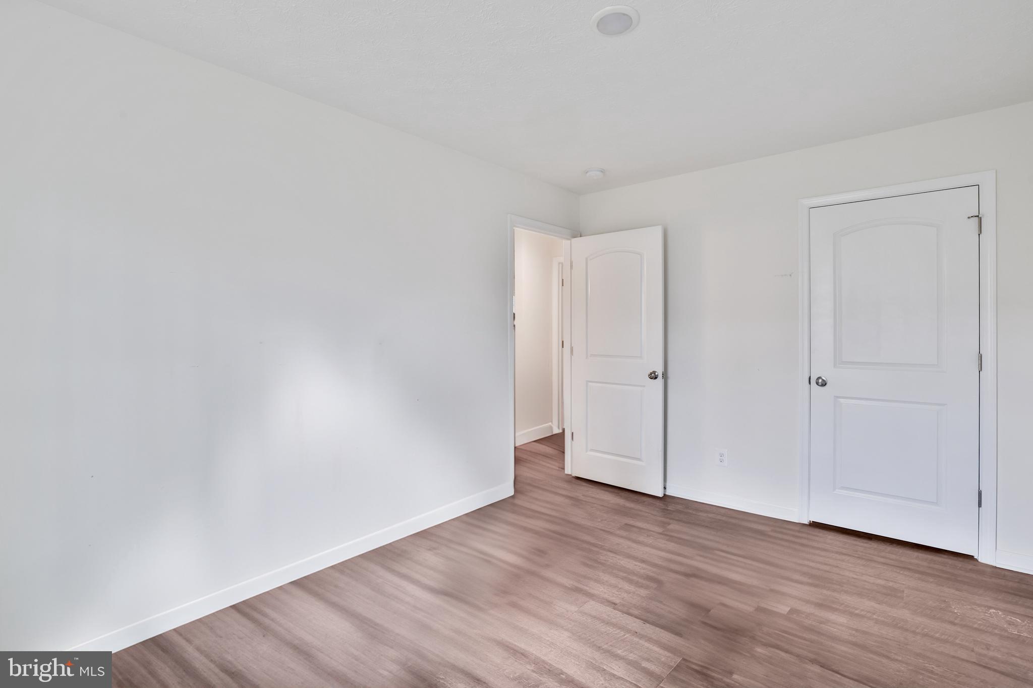 SHEN FARMS MT LAKE - Residential