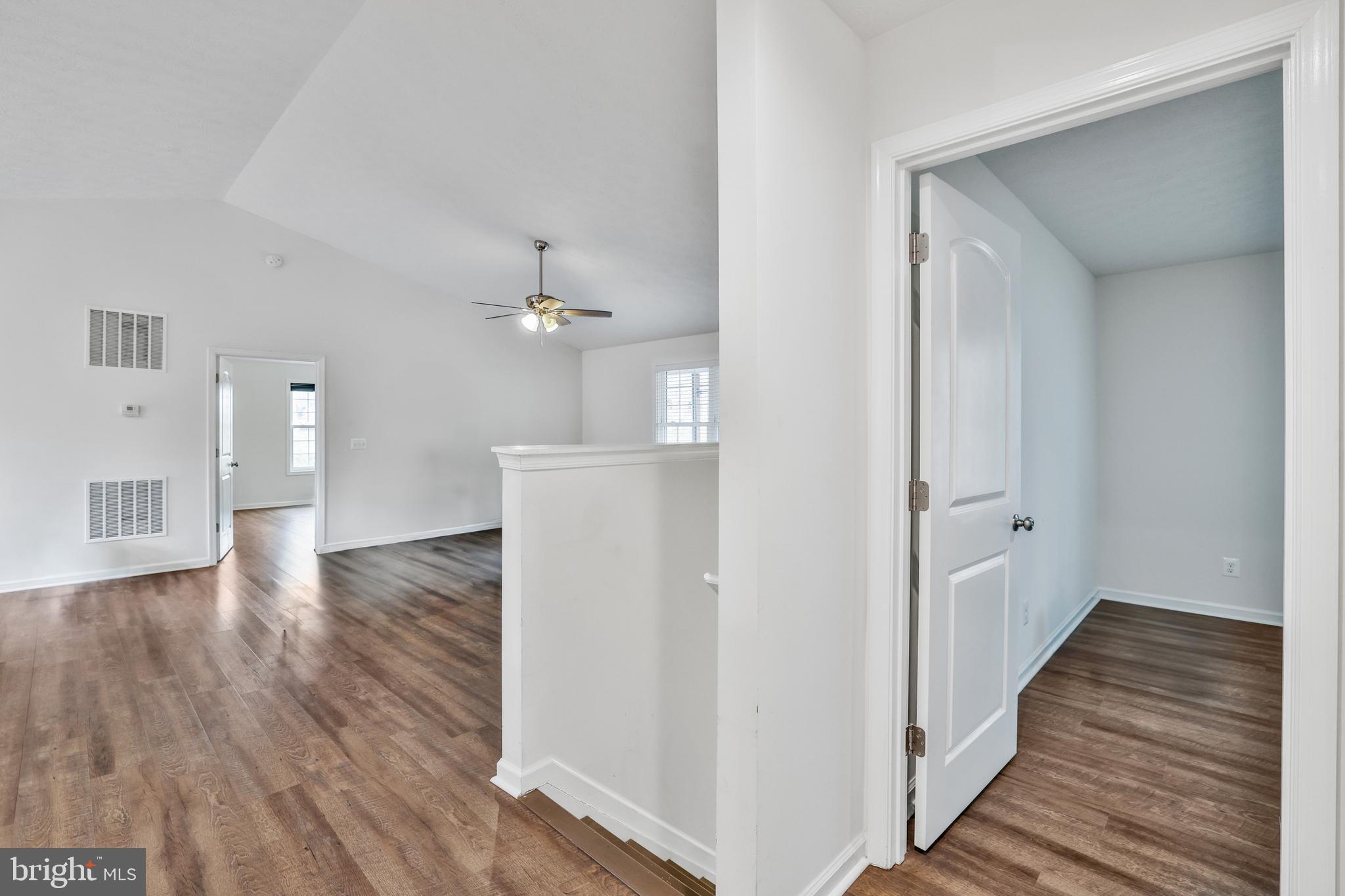 SHEN FARMS MT LAKE - Residential