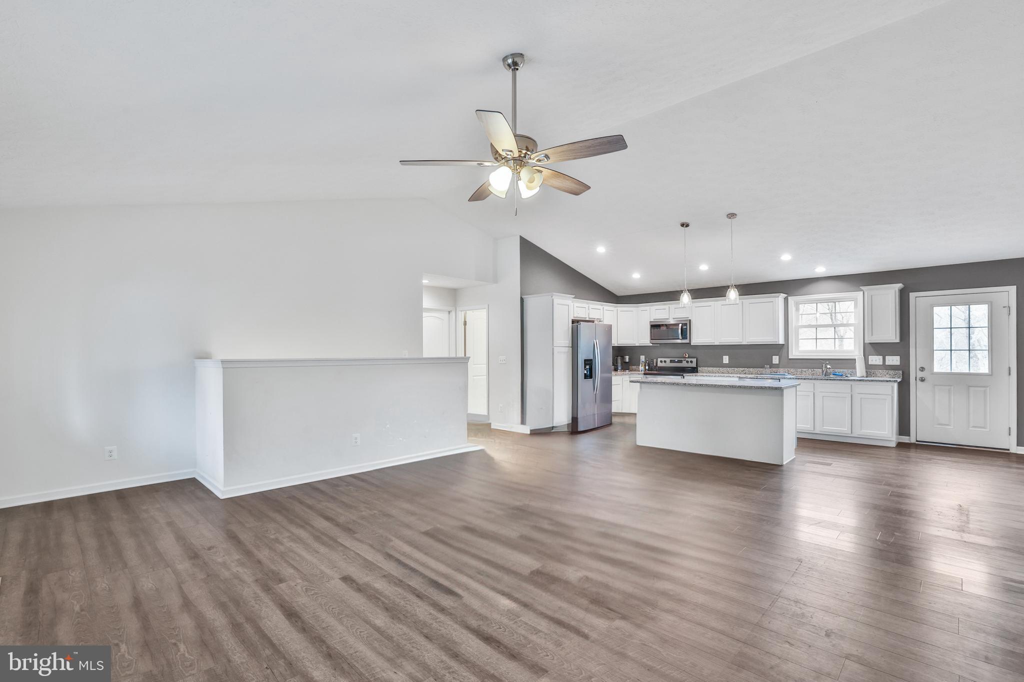 SHEN FARMS MT LAKE - Residential