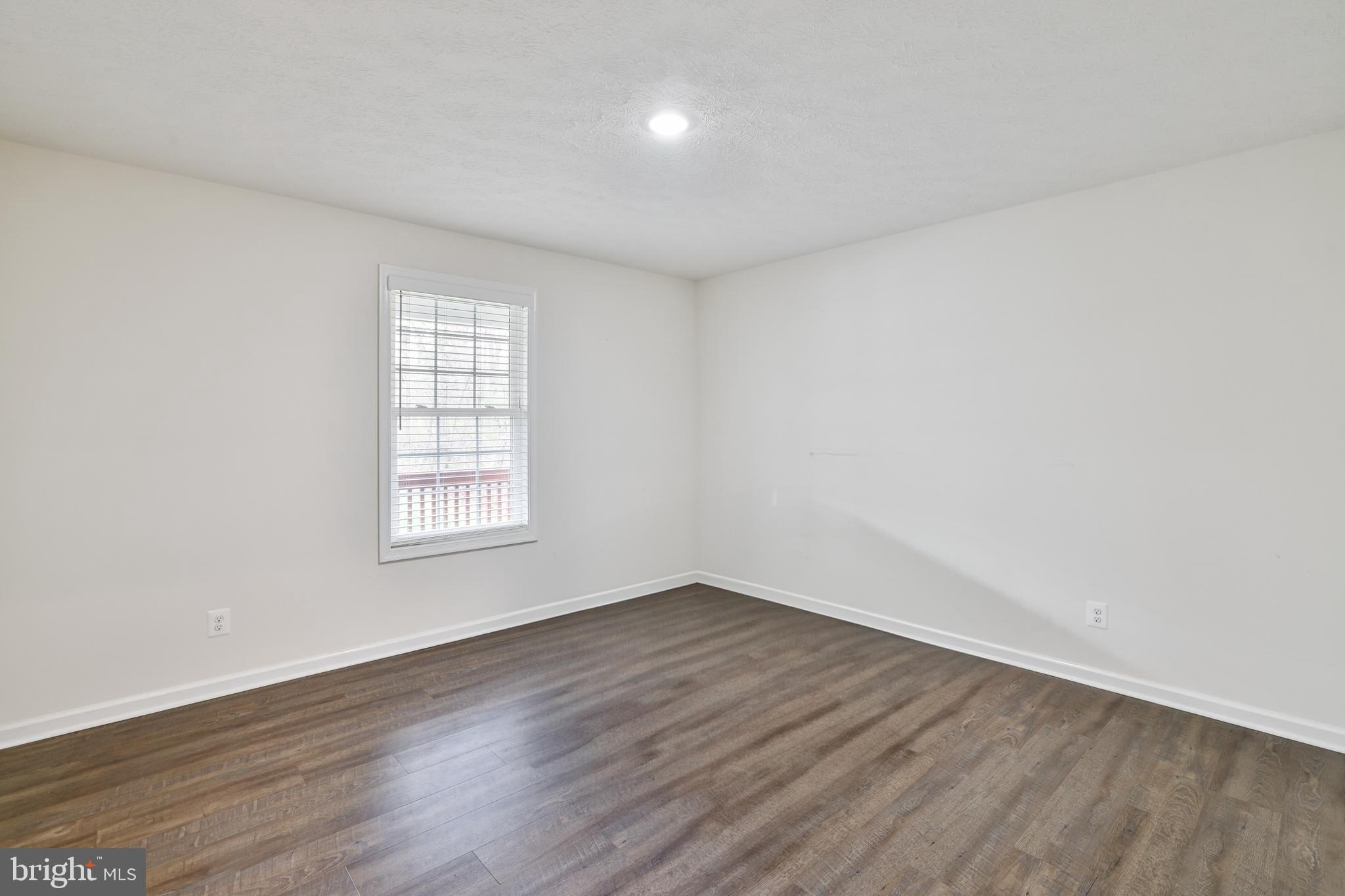 SHEN FARMS MT LAKE - Residential