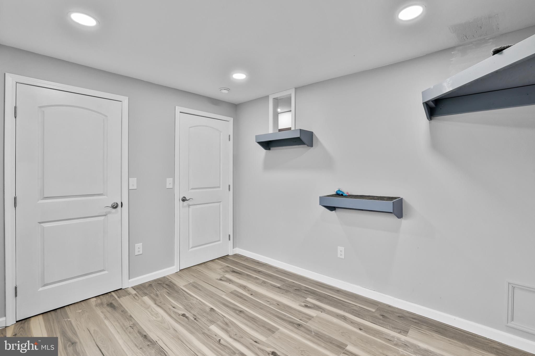 SHEN FARMS MT LAKE - Residential