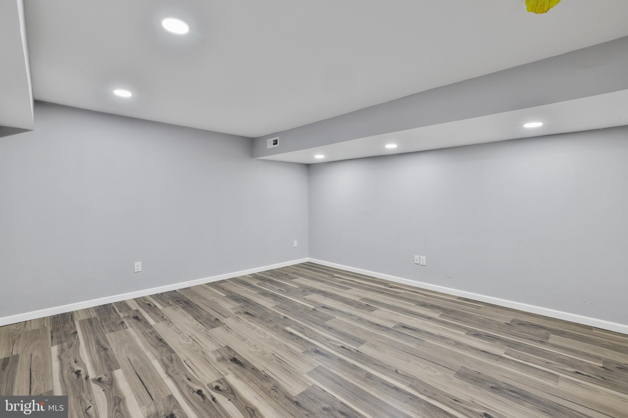 SHEN FARMS MT LAKE - Residential