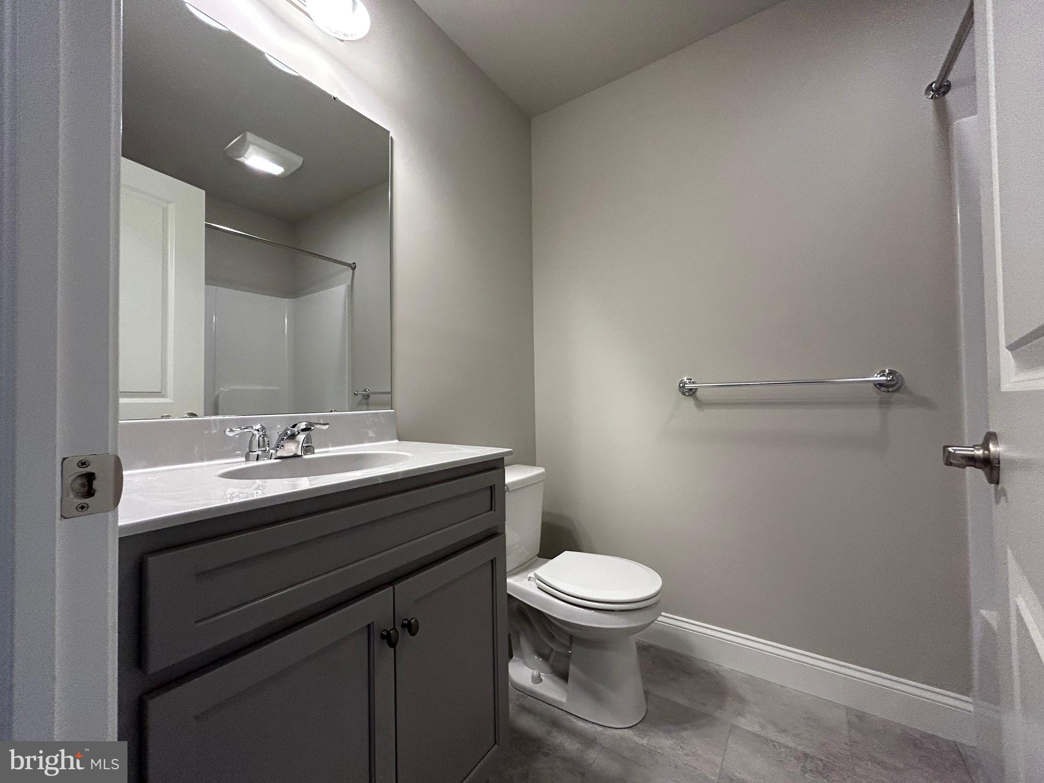 WOODLAND HILLS - Residential