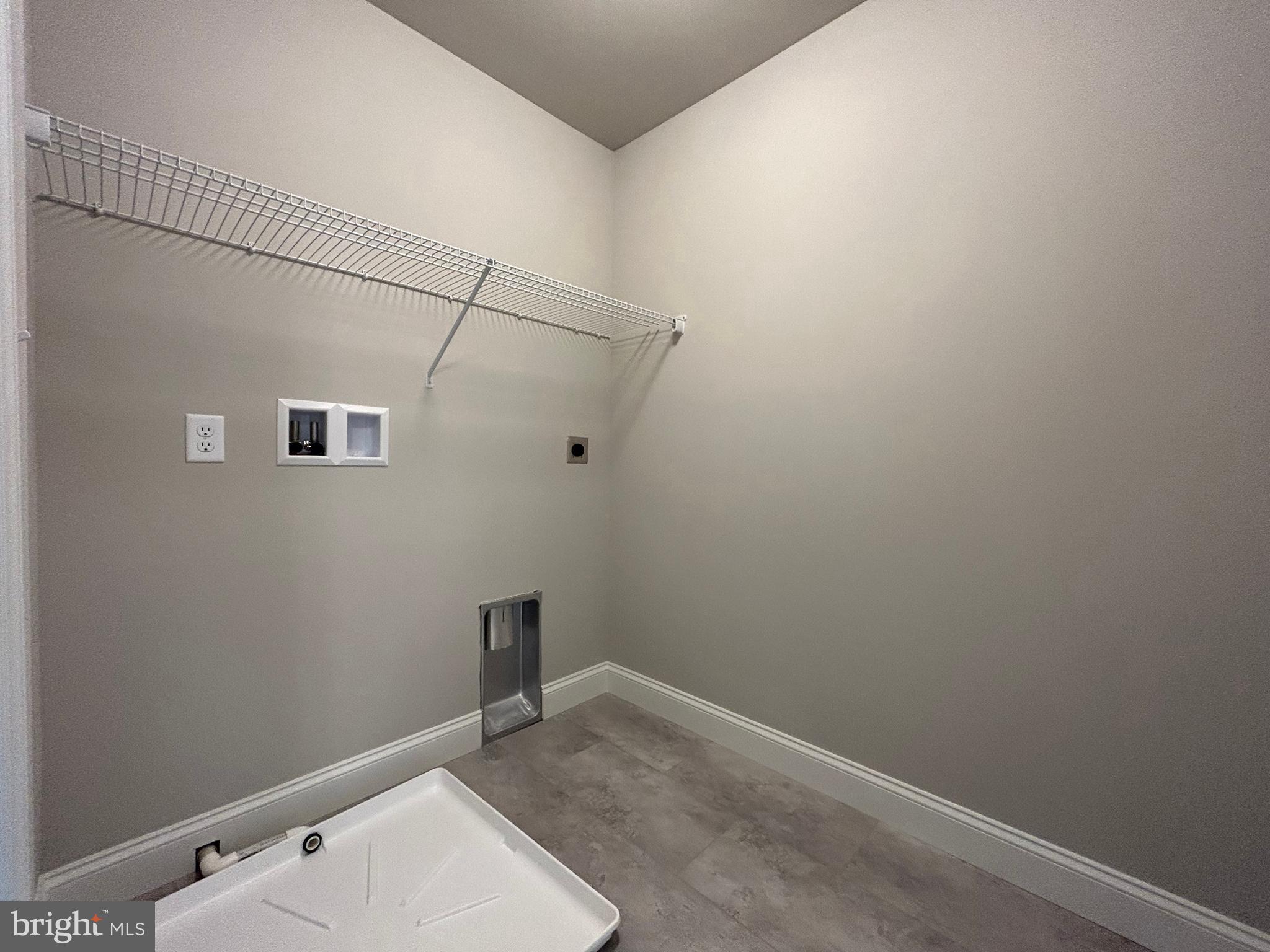 WOODLAND HILLS - Residential