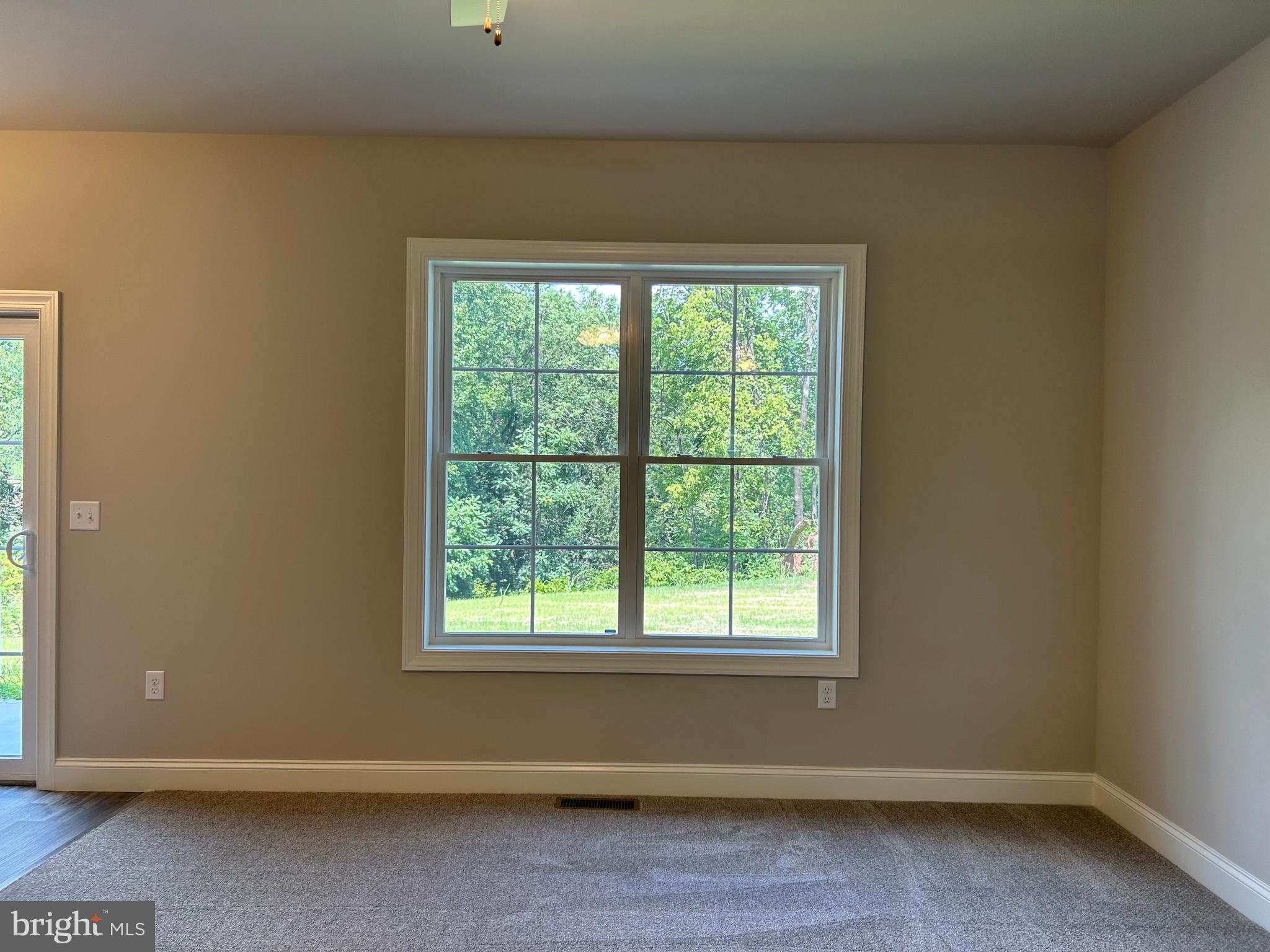 WOODLAND HILLS - Residential