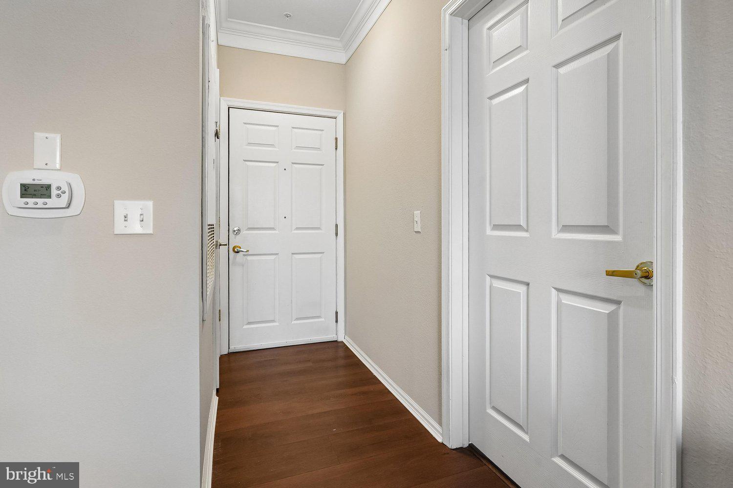 1521 SPRING GATE DRIVE 10211