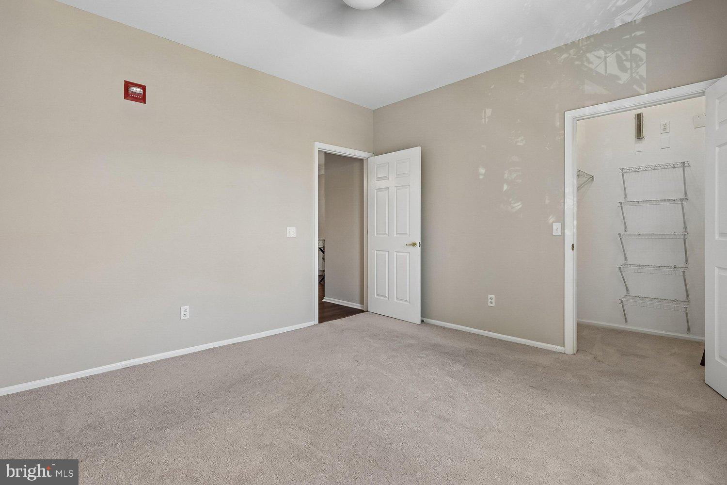 GATES OF MCLEAN - Residential