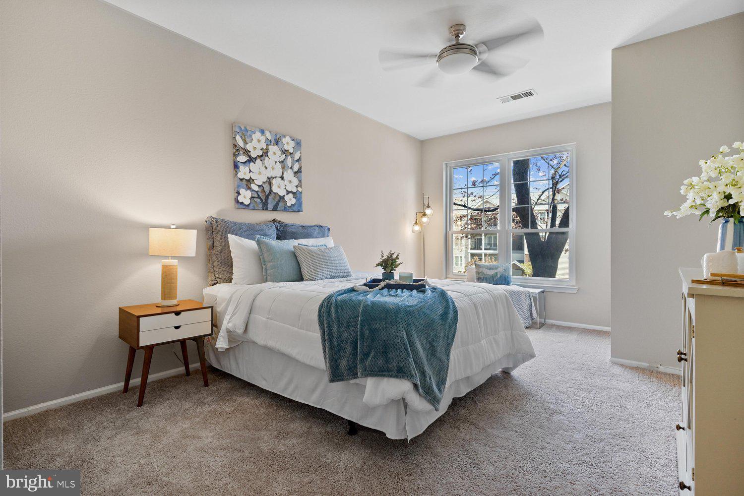 GATES OF MCLEAN - Residential