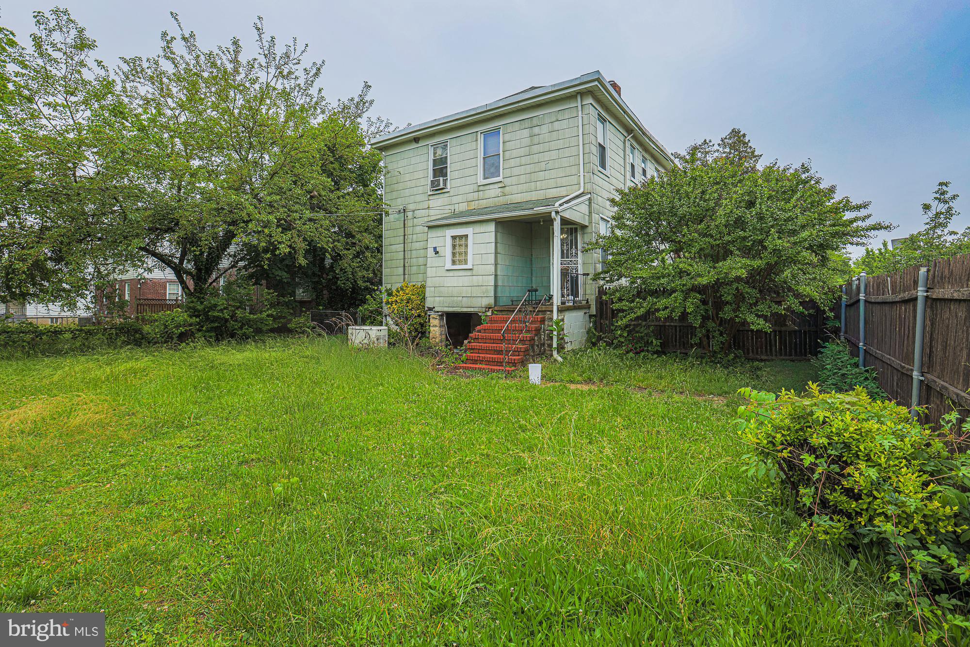 HOWARD PARK - Residential