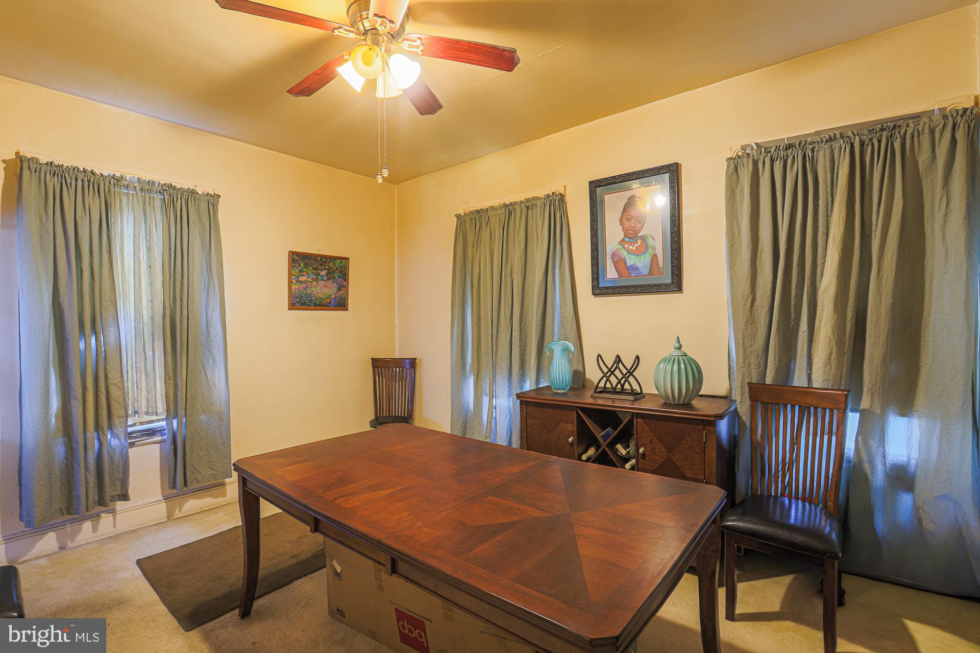 HOWARD PARK - Residential