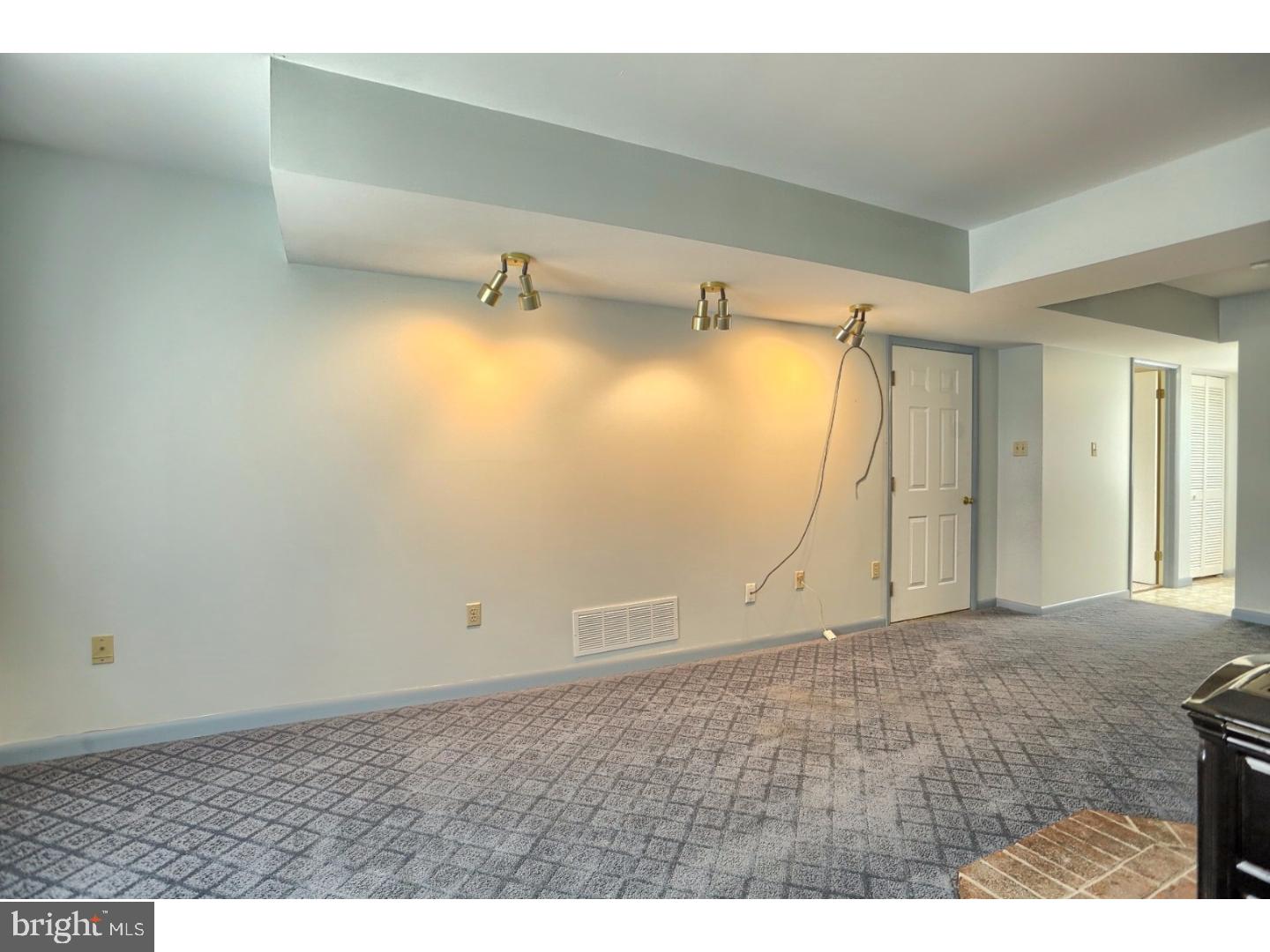 RIVERVIEW PARK - Residential