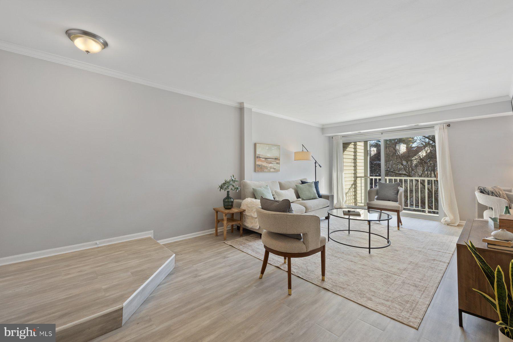 20313 BEACONFIELD TERRACE 102